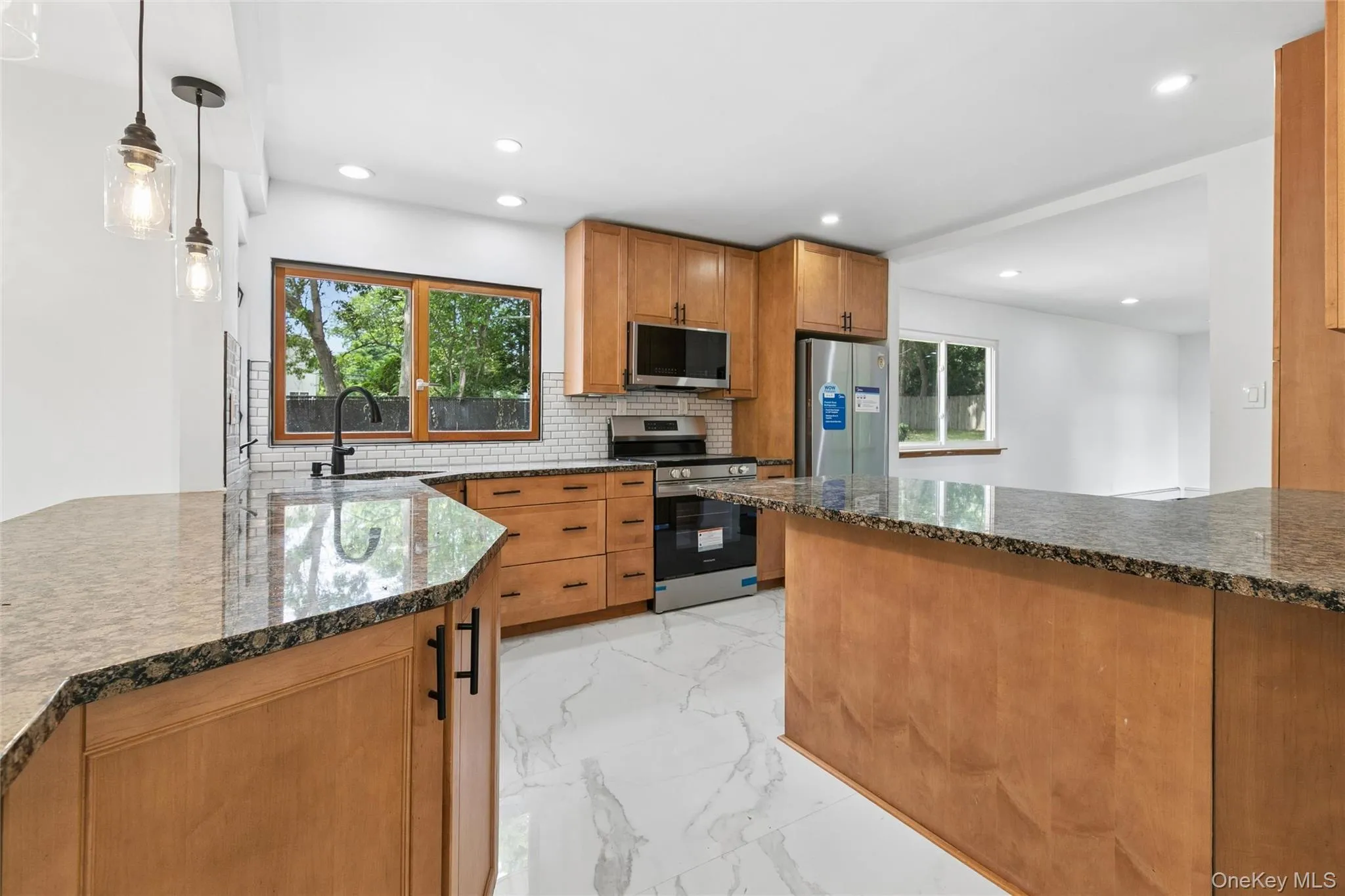 19 Nixon Street, Brookhaven, NY, 5 Bedrooms Bedrooms, 14 Rooms Rooms,3 BathroomsBathrooms,Residential,For Rent,Nixon,0,1012715 19 Nixon Street, Brookhaven, NY, 5 Bedrooms Bedrooms, 14 Rooms Rooms,3 BathroomsBathrooms,Residential,For Rent,Nixon,0,1012715