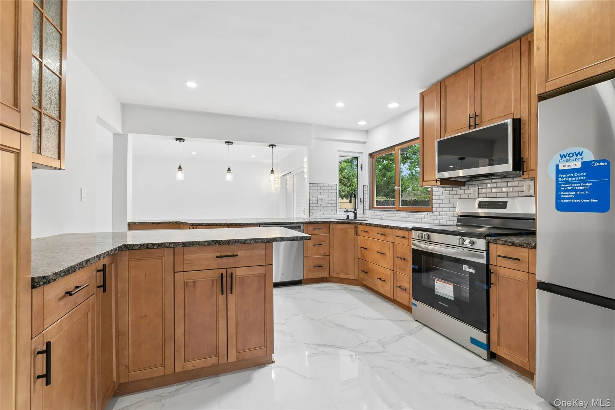 19 Nixon Street, Brookhaven, NY, 5 Bedrooms Bedrooms, 14 Rooms Rooms,3 BathroomsBathrooms,Residential,For Rent,Nixon,0,1012715 19 Nixon Street, Brookhaven, NY, 5 Bedrooms Bedrooms, 14 Rooms Rooms,3 BathroomsBathrooms,Residential,For Rent,Nixon,0,1012715