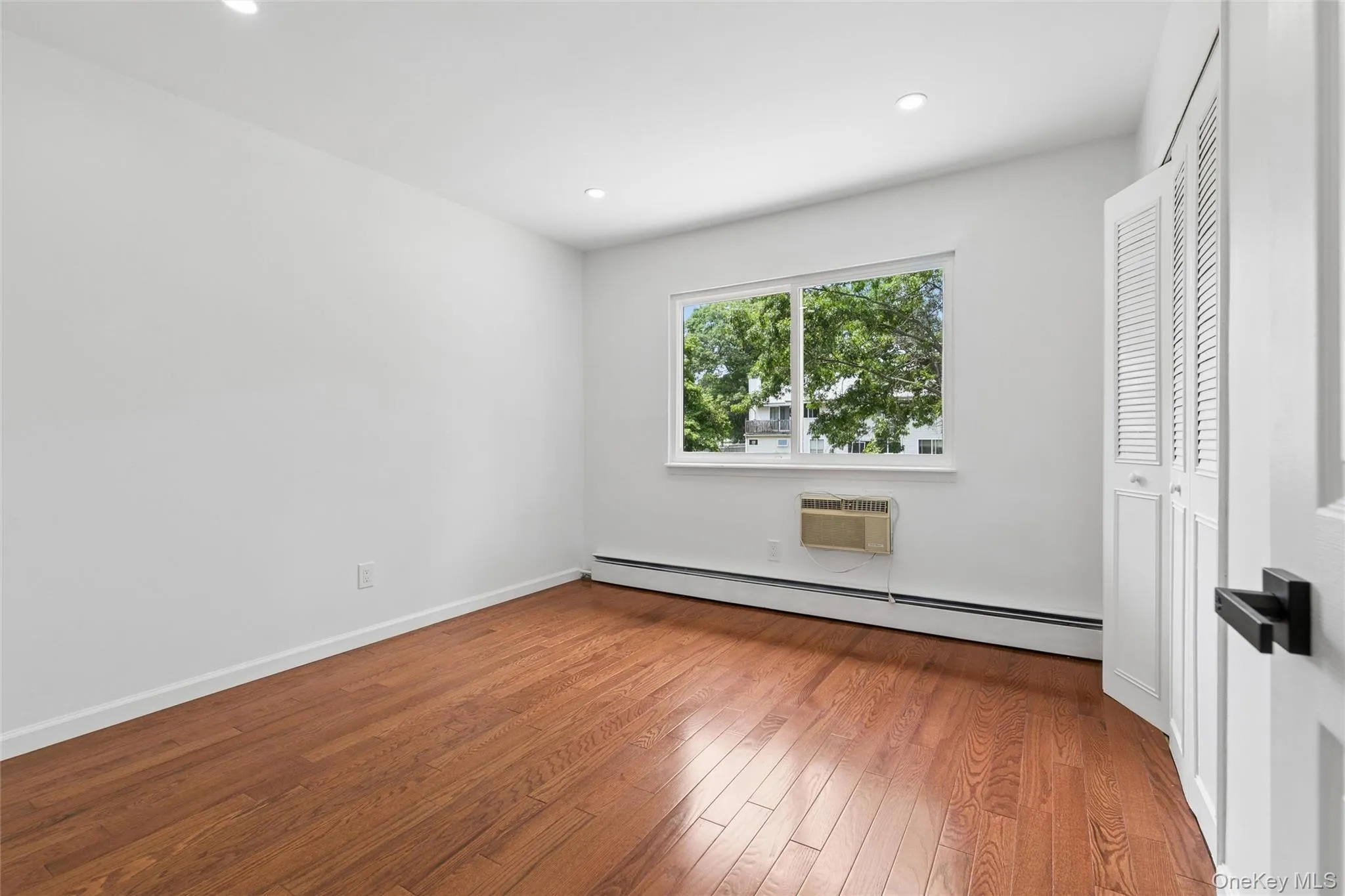19 Nixon Street, Brookhaven, NY, 5 Bedrooms Bedrooms, 14 Rooms Rooms,3 BathroomsBathrooms,Residential,For Rent,Nixon,0,1012715 19 Nixon Street, Brookhaven, NY, 5 Bedrooms Bedrooms, 14 Rooms Rooms,3 BathroomsBathrooms,Residential,For Rent,Nixon,0,1012715