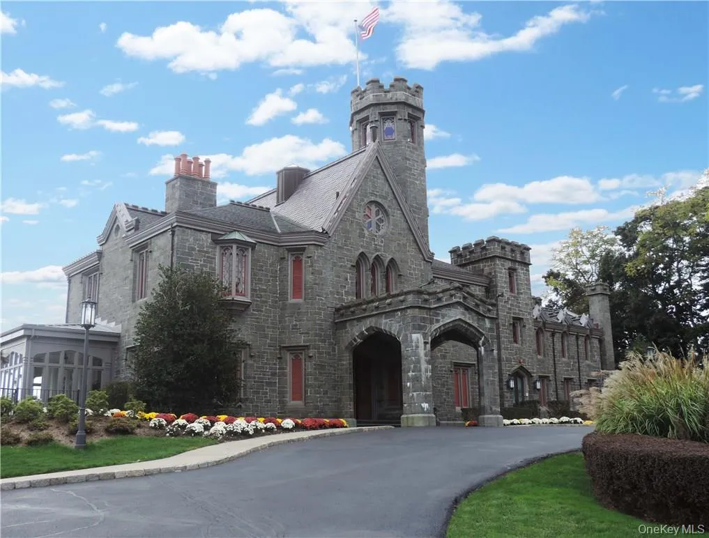 100 Theodore Fremd Avenue, Rye City, NY, 1 Bedroom Bedrooms, 3 Rooms Rooms,1 BathroomBathrooms,Residential Lease,For Rent,Theodore Fremd,0,1012723 100 Theodore Fremd Avenue, Rye City, NY, 1 Bedroom Bedrooms, 3 Rooms Rooms,1 BathroomBathrooms,Residential Lease,For Rent,Theodore Fremd,0,1012723