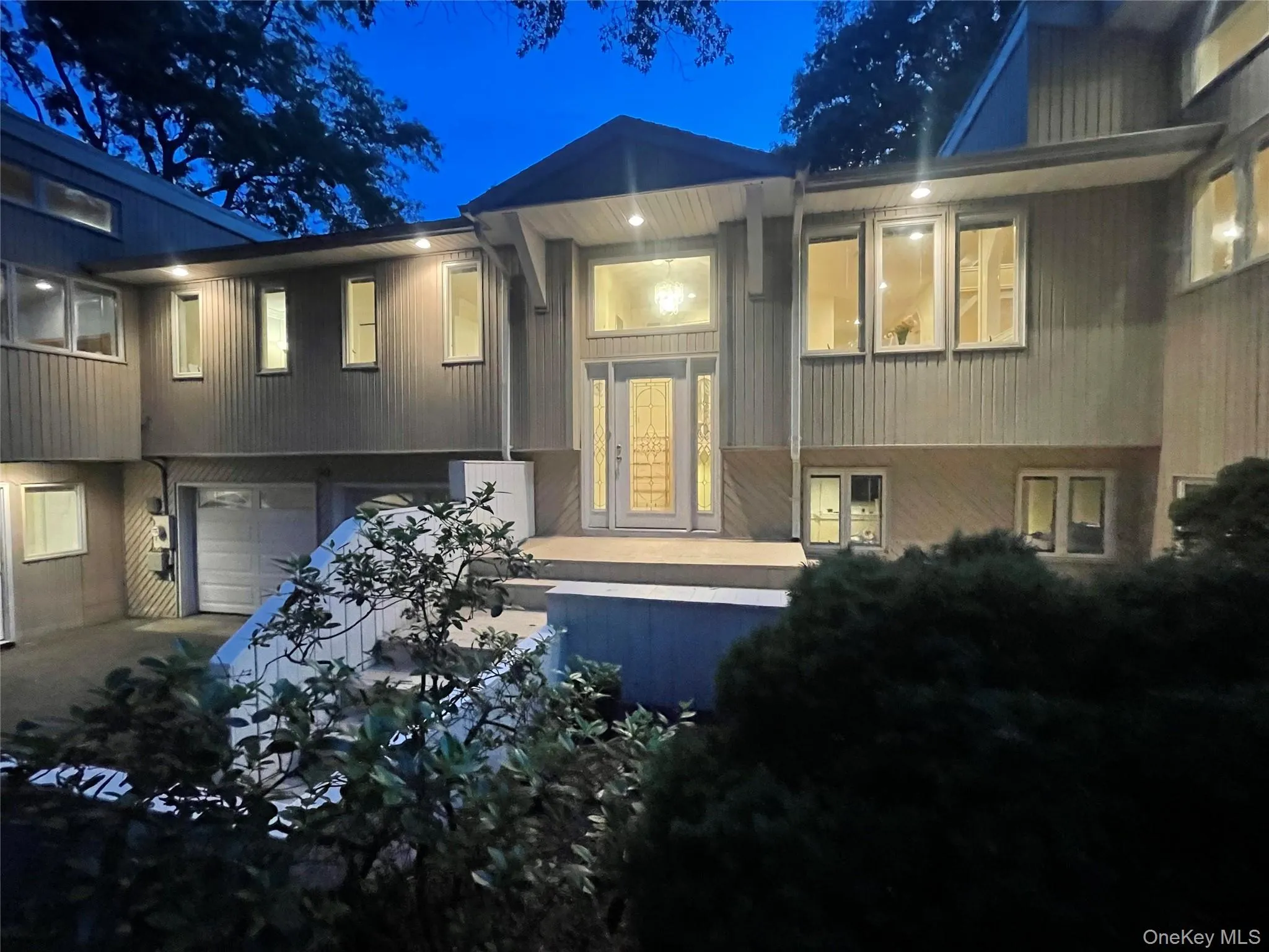 60 Winston Drive, Smithtown, NY, 7 Bedrooms Bedrooms, 17 Rooms Rooms,5 BathroomsBathrooms,Residential,For Rent,Winston,0,1012725 60 Winston Drive, Smithtown, NY, 7 Bedrooms Bedrooms, 17 Rooms Rooms,5 BathroomsBathrooms,Residential,For Rent,Winston,0,1012725