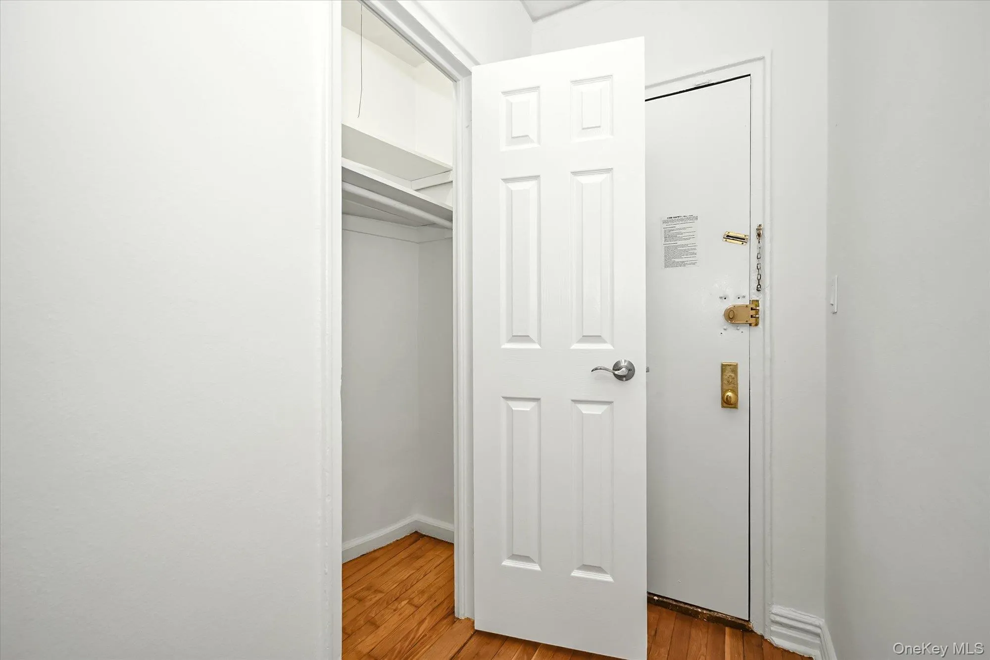 2685 Creston Avenue, New York, NY, 3 Rooms Rooms,1 BathroomBathrooms,Residential,For Rent,Creston,0,1012727 2685 Creston Avenue, New York, NY, 3 Rooms Rooms,1 BathroomBathrooms,Residential,For Rent,Creston,0,1012727