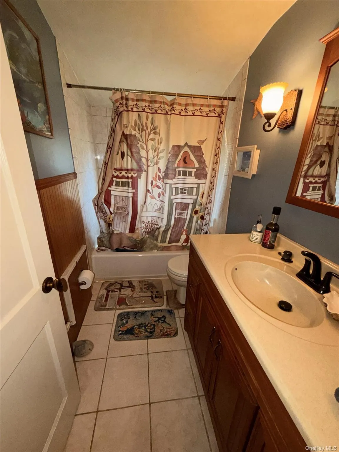 19 Surrey Lane, Hempstead, NY, 3 Bedrooms Bedrooms, 9 Rooms Rooms,2 BathroomsBathrooms,Residential,For Rent,Surrey,0,1012730 19 Surrey Lane, Hempstead, NY, 3 Bedrooms Bedrooms, 9 Rooms Rooms,2 BathroomsBathrooms,Residential,For Rent,Surrey,0,1012730