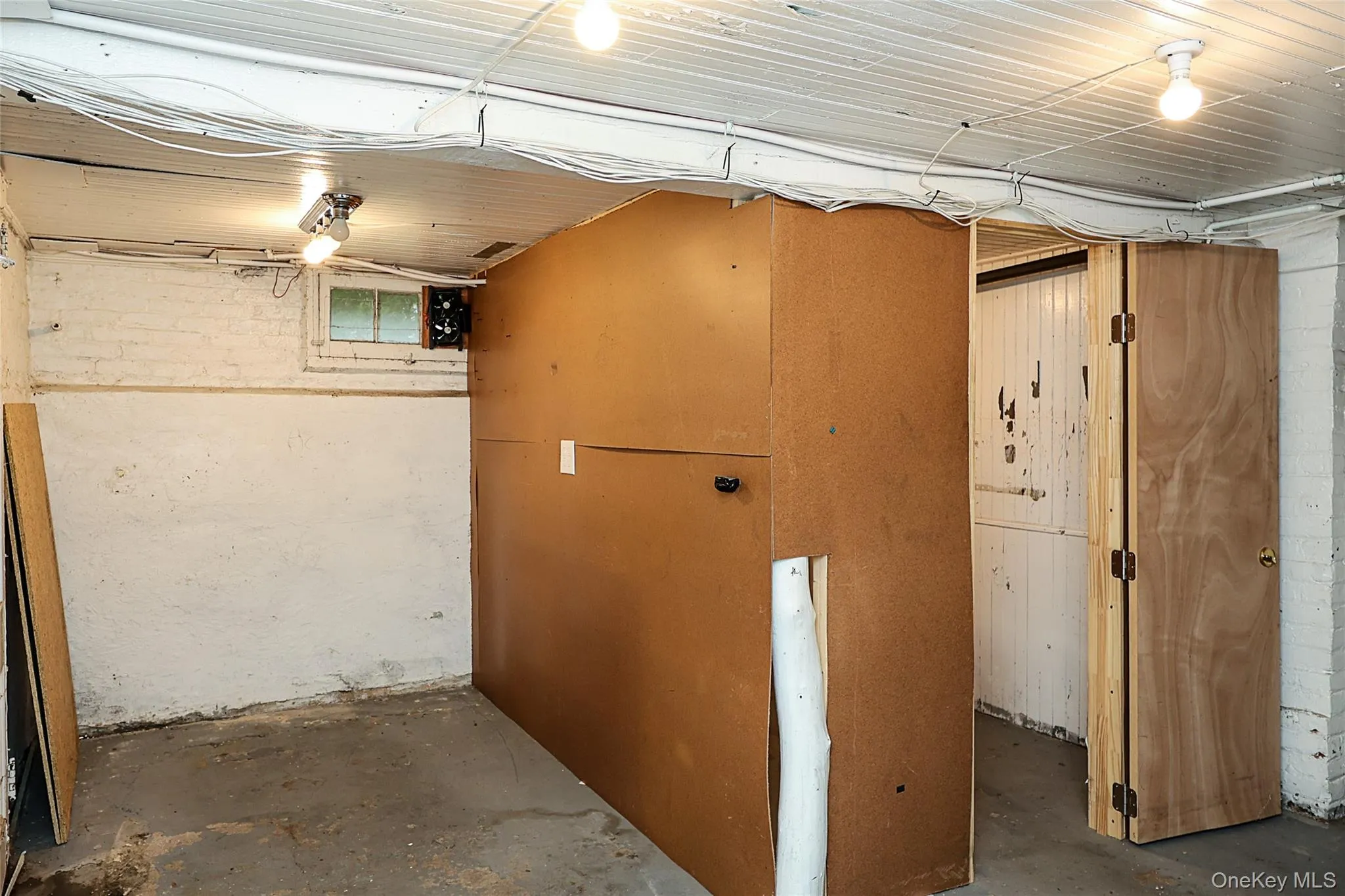 49 Red Ground Road, North Hempstead, NY, 3 Bedrooms Bedrooms, 8 Rooms Rooms,2 BathroomsBathrooms,Residential,For Rent,Red Ground,0,1012738 49 Red Ground Road, North Hempstead, NY, 3 Bedrooms Bedrooms, 8 Rooms Rooms,2 BathroomsBathrooms,Residential,For Rent,Red Ground,0,1012738