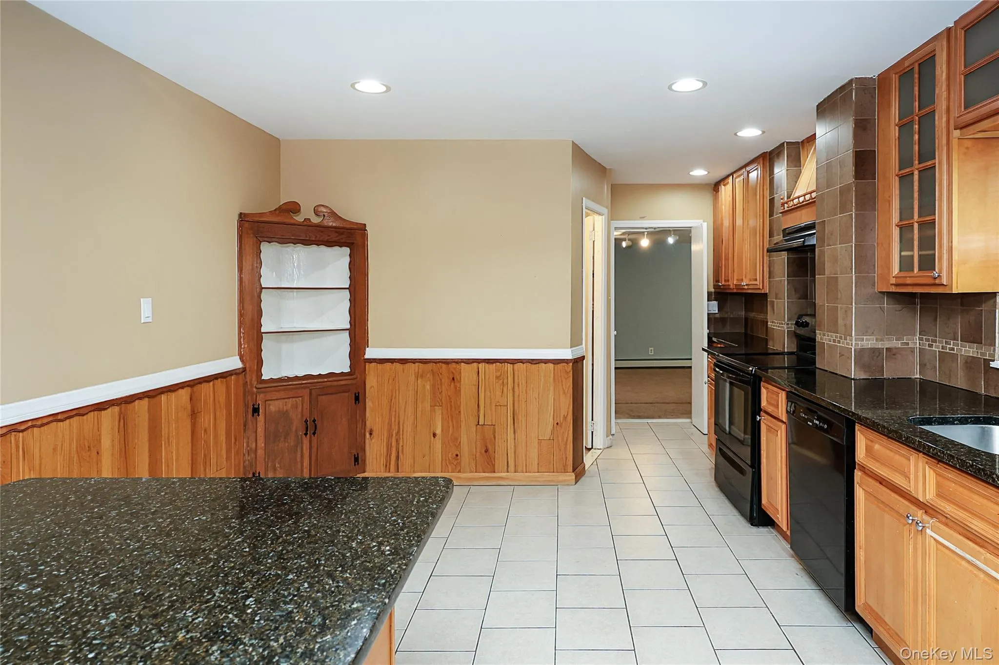 49 Red Ground Road, North Hempstead, NY, 3 Bedrooms Bedrooms, 8 Rooms Rooms,2 BathroomsBathrooms,Residential,For Rent,Red Ground,0,1012738 49 Red Ground Road, North Hempstead, NY, 3 Bedrooms Bedrooms, 8 Rooms Rooms,2 BathroomsBathrooms,Residential,For Rent,Red Ground,0,1012738