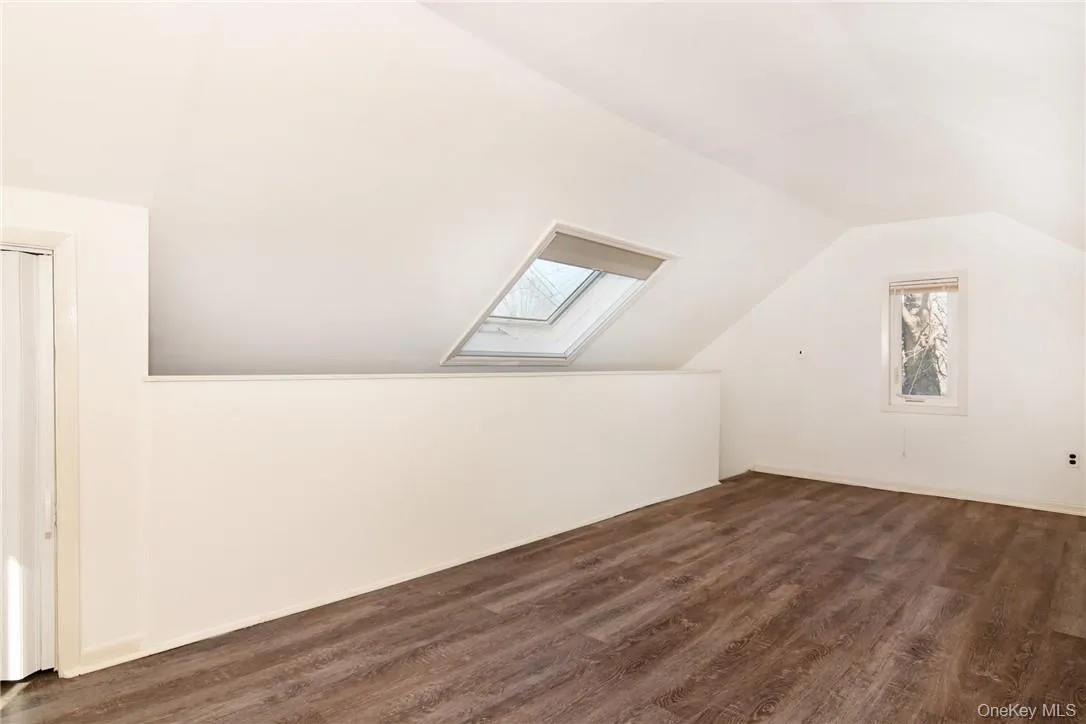 Large, Standup Loft, Bonus room Large, Standup Loft, Bonus room