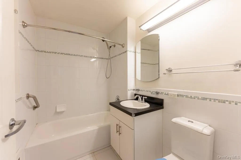 853 Macy Place, New York, NY, 2 Bedrooms Bedrooms, 6 Rooms Rooms,1 BathroomBathrooms,Residential,For Rent,Macy,0,1012747 853 Macy Place, New York, NY, 2 Bedrooms Bedrooms, 6 Rooms Rooms,1 BathroomBathrooms,Residential,For Rent,Macy,0,1012747