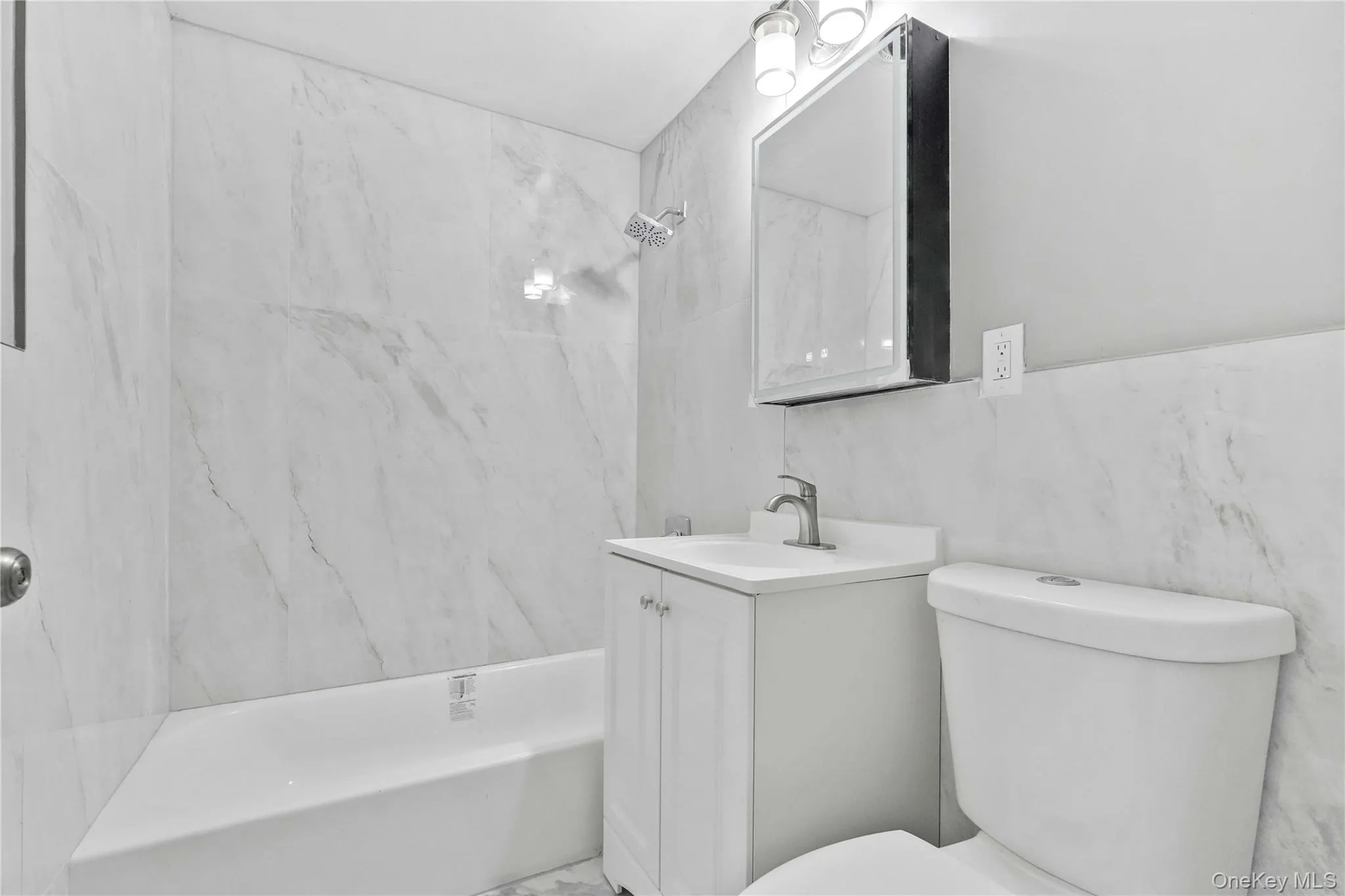 524 159th Street, New York, NY, 2 Bedrooms Bedrooms, 5 Rooms Rooms,1 BathroomBathrooms,Residential,For Rent,159th,0,1012753 524 159th Street, New York, NY, 2 Bedrooms Bedrooms, 5 Rooms Rooms,1 BathroomBathrooms,Residential,For Rent,159th,0,1012753