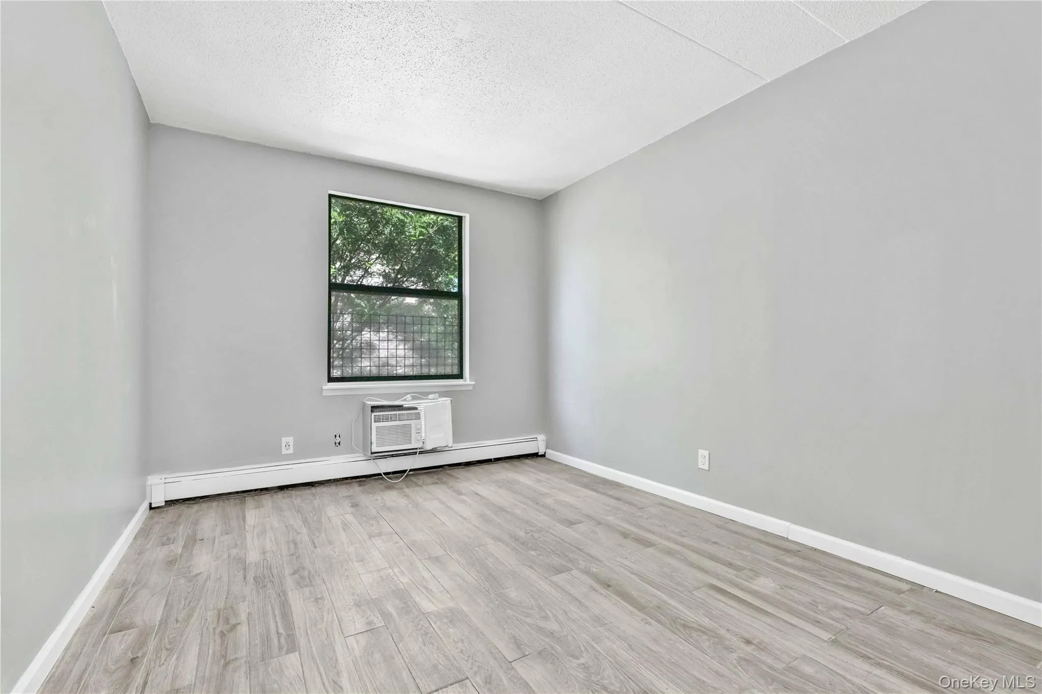 524 159th Street, New York, NY, 2 Bedrooms Bedrooms, 5 Rooms Rooms,1 BathroomBathrooms,Residential,For Rent,159th,0,1012753 524 159th Street, New York, NY, 2 Bedrooms Bedrooms, 5 Rooms Rooms,1 BathroomBathrooms,Residential,For Rent,159th,0,1012753
