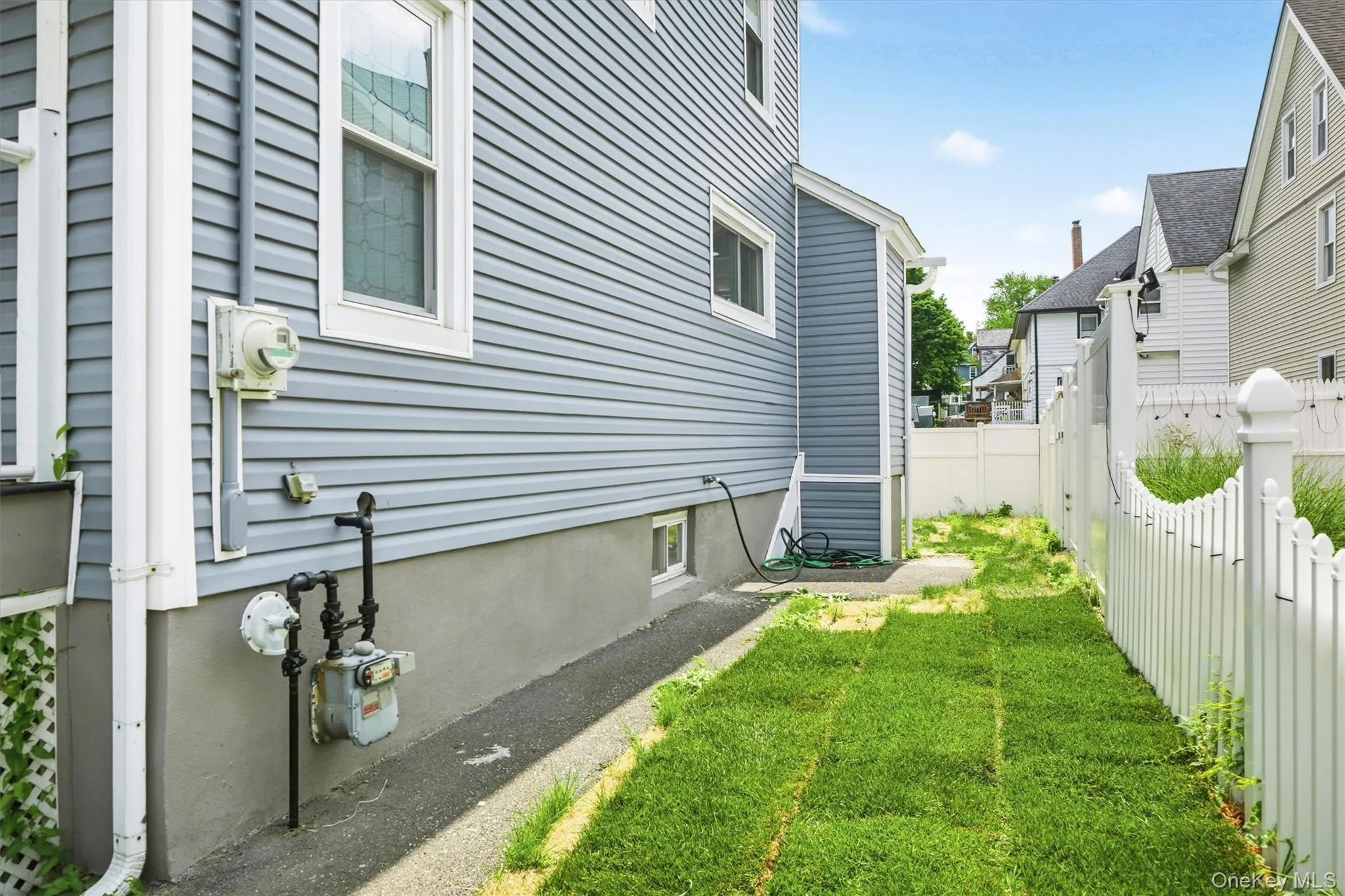 80 Beattie Avenue, Middletown, NY, 3 Bedrooms Bedrooms, 7 Rooms Rooms,1 BathroomBathrooms,Residential,For Rent,Beattie,0,1012752 80 Beattie Avenue, Middletown, NY, 3 Bedrooms Bedrooms, 7 Rooms Rooms,1 BathroomBathrooms,Residential,For Rent,Beattie,0,1012752