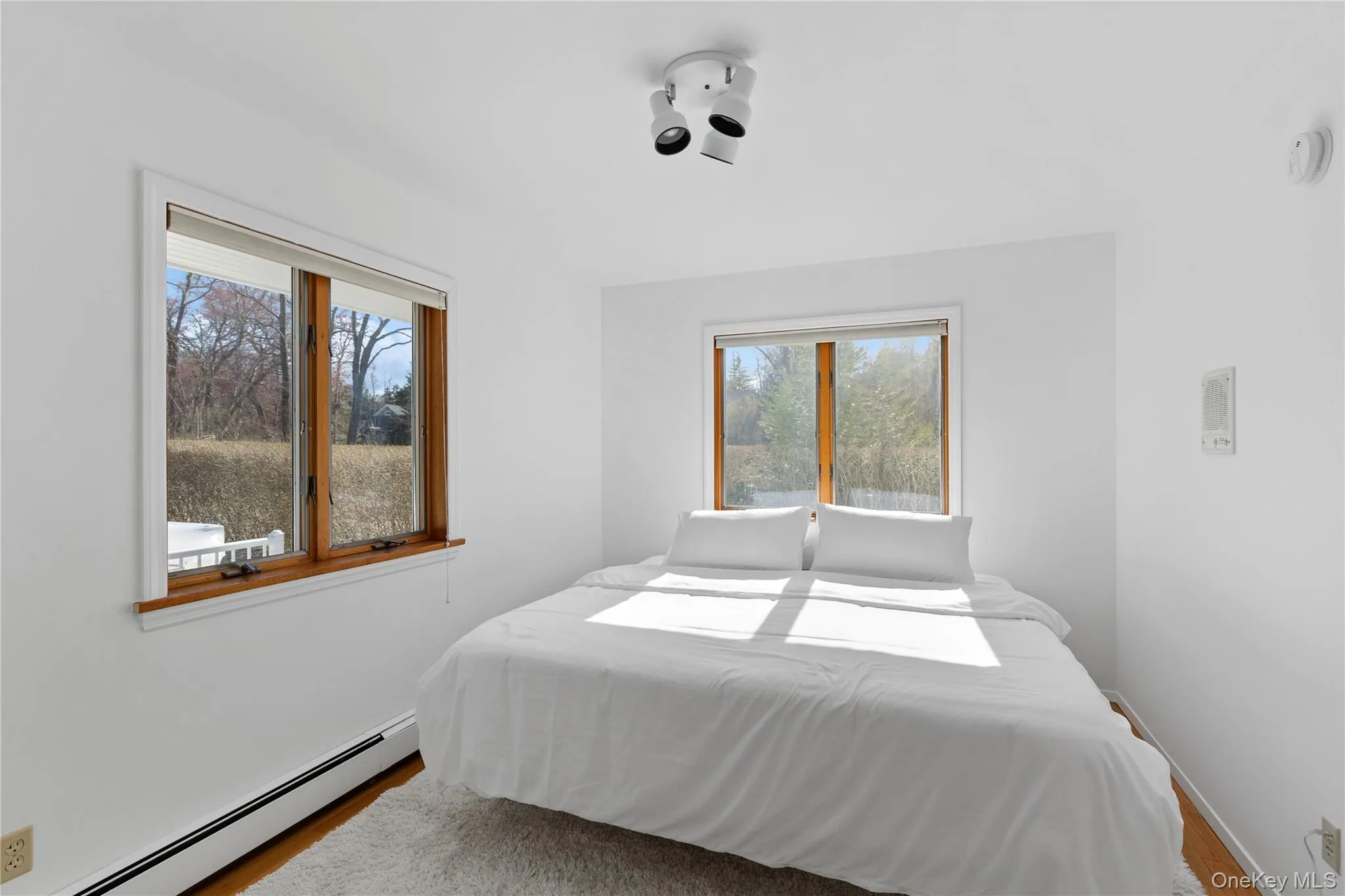 18 Harbor Drive, Southampton, NY, 3 Bedrooms Bedrooms, 6 Rooms Rooms,3 BathroomsBathrooms,Residential Lease,For Rent,Harbor,0,1012754 18 Harbor Drive, Southampton, NY, 3 Bedrooms Bedrooms, 6 Rooms Rooms,3 BathroomsBathrooms,Residential Lease,For Rent,Harbor,0,1012754