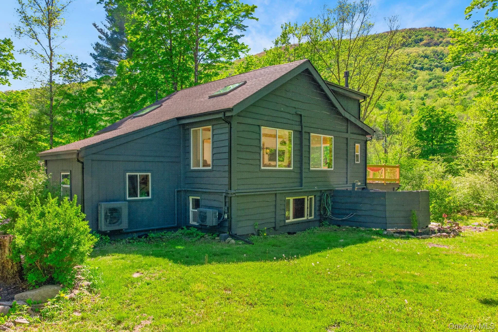 10 Kolb Road, Olive, NY, 3 Bedrooms Bedrooms, 7 Rooms Rooms,2 BathroomsBathrooms,Residential,For Rent,Kolb,0,1012758 10 Kolb Road, Olive, NY, 3 Bedrooms Bedrooms, 7 Rooms Rooms,2 BathroomsBathrooms,Residential,For Rent,Kolb,0,1012758