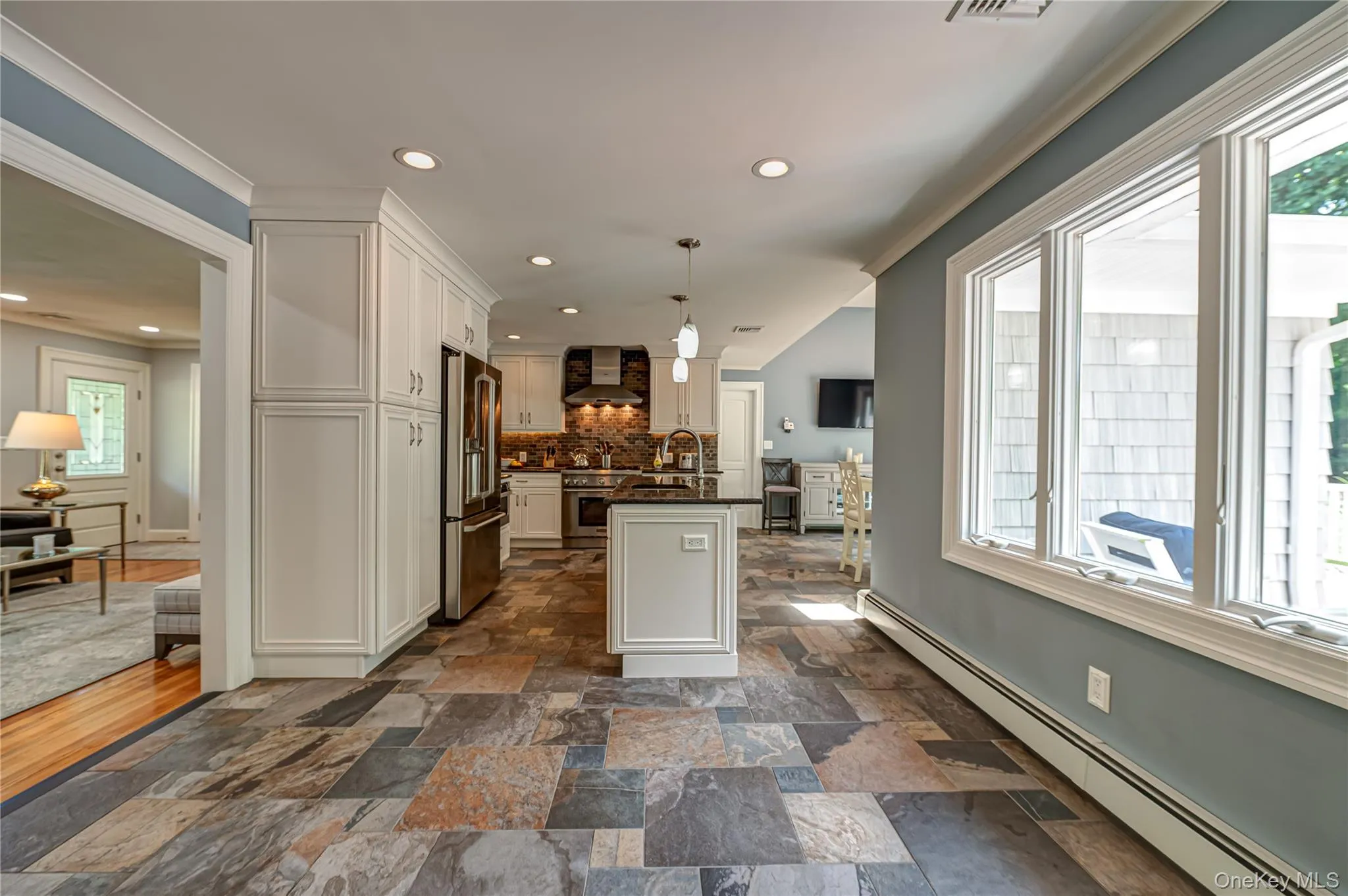 1130 5th Avenue, Huntington, NY, 3 Bedrooms Bedrooms, 7 Rooms Rooms,2 BathroomsBathrooms,Residential,For Rent,5th,0,1012762 1130 5th Avenue, Huntington, NY, 3 Bedrooms Bedrooms, 7 Rooms Rooms,2 BathroomsBathrooms,Residential,For Rent,5th,0,1012762