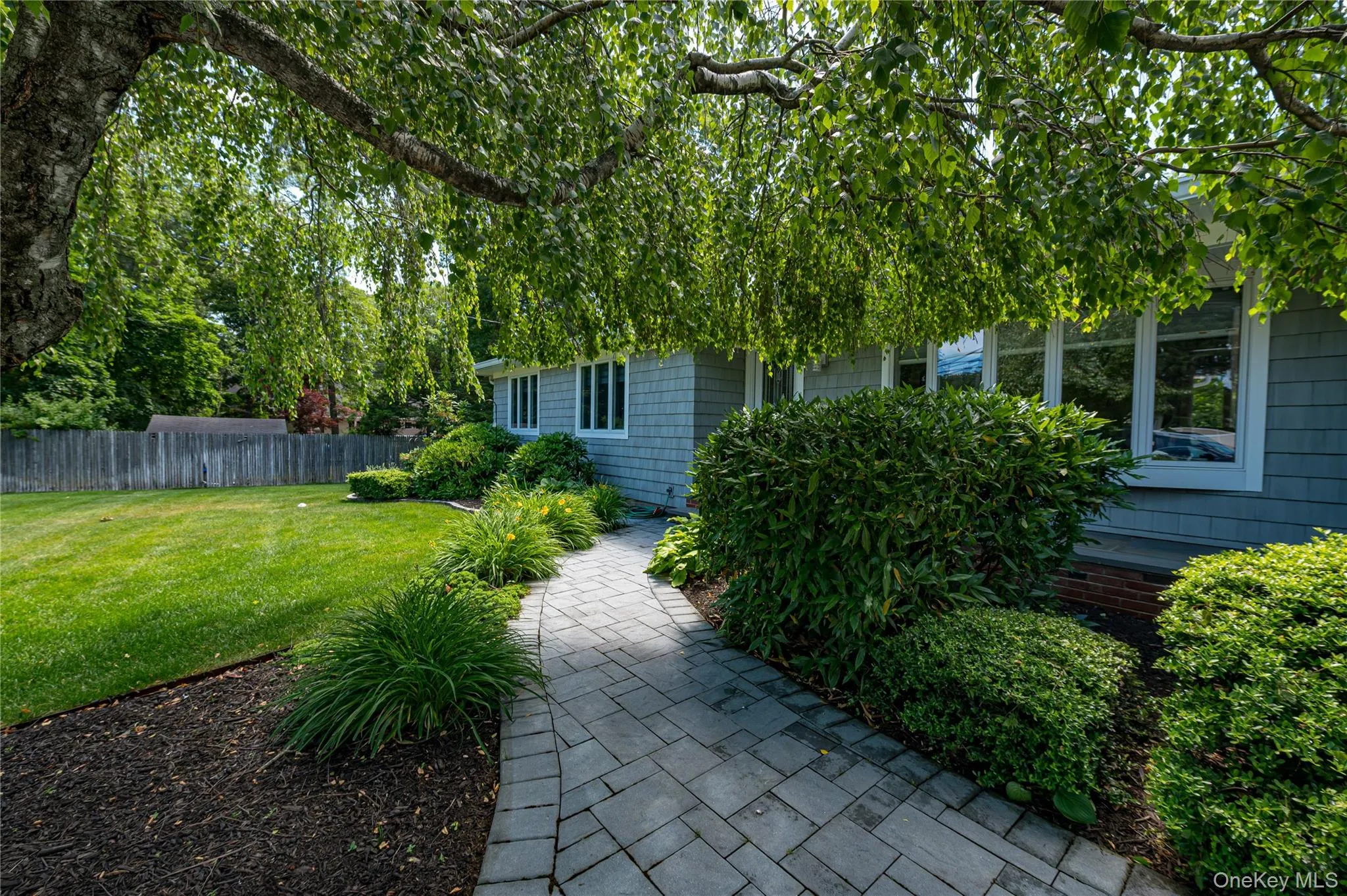 Beautiful Stone Paver Front Walkway Beautiful Stone Paver Front Walkway
