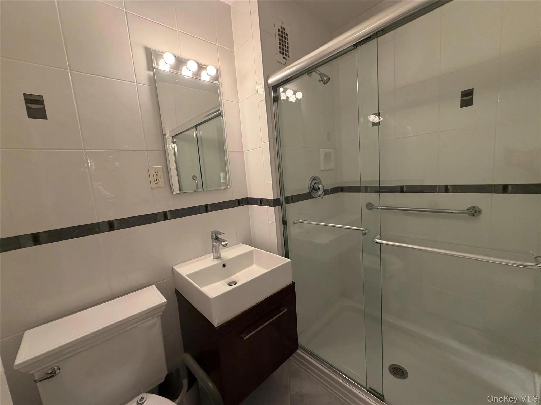 40 Stoner Avenue, North Hempstead, NY, 2 Bedrooms Bedrooms, 5 Rooms Rooms,2 BathroomsBathrooms,Residential,For Rent,Stoner,0,1012771 40 Stoner Avenue, North Hempstead, NY, 2 Bedrooms Bedrooms, 5 Rooms Rooms,2 BathroomsBathrooms,Residential,For Rent,Stoner,0,1012771