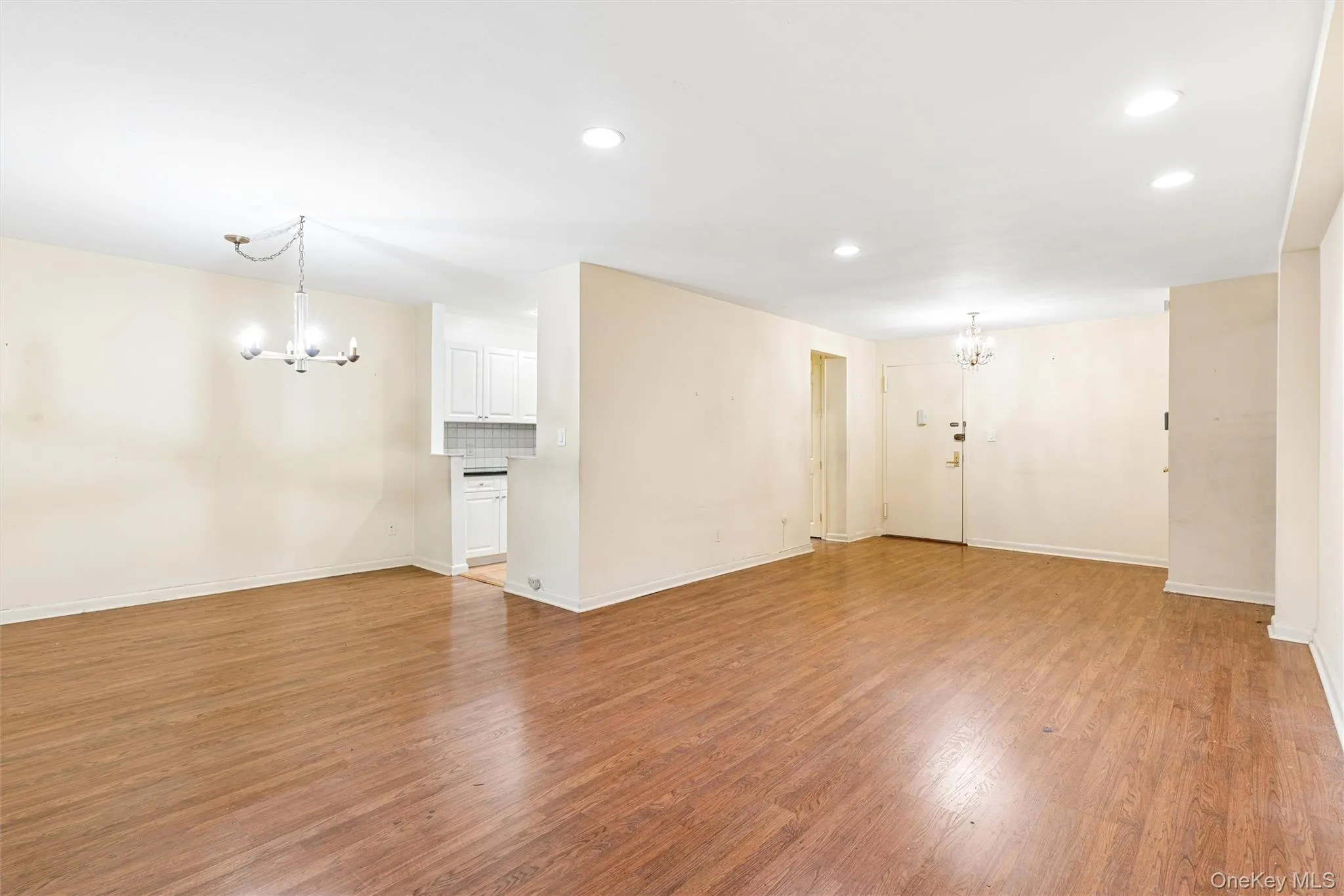 40 Stoner Avenue, North Hempstead, NY, 2 Bedrooms Bedrooms, 5 Rooms Rooms,2 BathroomsBathrooms,Residential,For Rent,Stoner,0,1012771 40 Stoner Avenue, North Hempstead, NY, 2 Bedrooms Bedrooms, 5 Rooms Rooms,2 BathroomsBathrooms,Residential,For Rent,Stoner,0,1012771