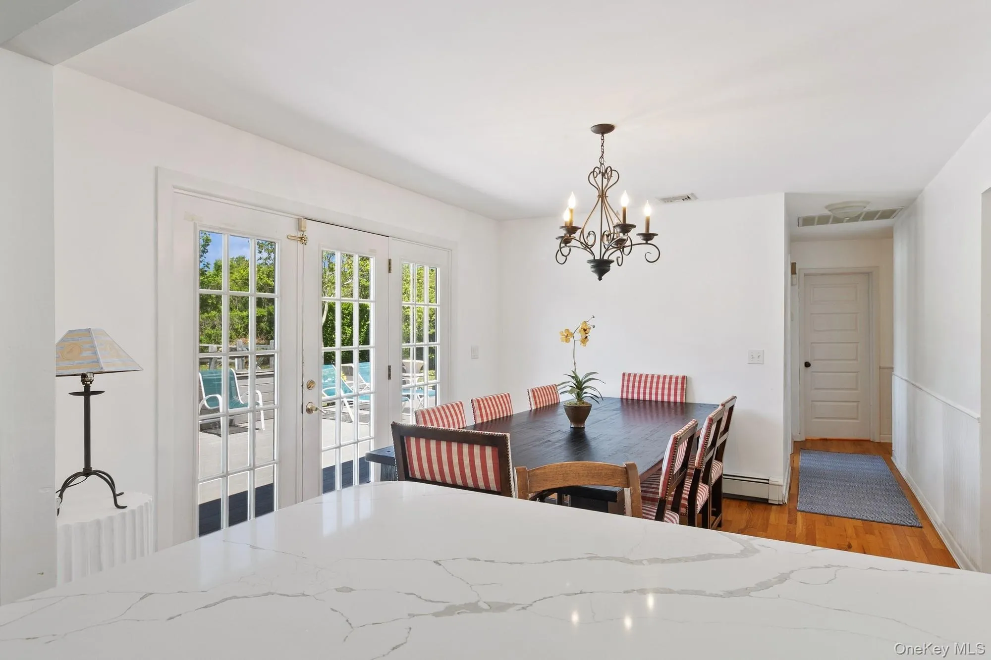 59 Wiltshire Street, Southampton, NY, 3 Bedrooms Bedrooms, 5 Rooms Rooms,2 BathroomsBathrooms,Residential Lease,For Rent,Wiltshire,0,1012774 59 Wiltshire Street, Southampton, NY, 3 Bedrooms Bedrooms, 5 Rooms Rooms,2 BathroomsBathrooms,Residential Lease,For Rent,Wiltshire,0,1012774
