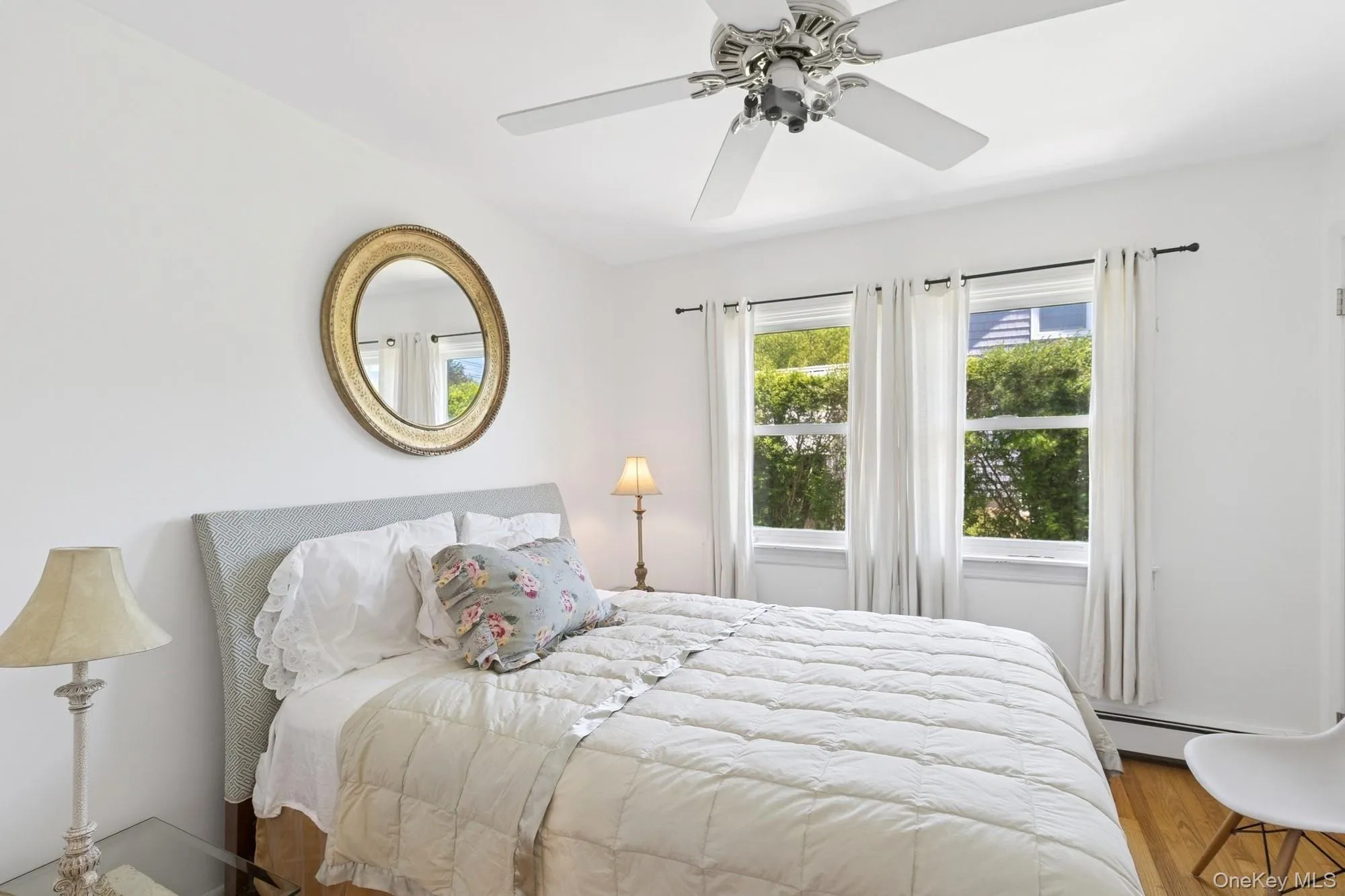 59 Wiltshire Street, Southampton, NY, 3 Bedrooms Bedrooms, 5 Rooms Rooms,2 BathroomsBathrooms,Residential Lease,For Rent,Wiltshire,0,1012774 59 Wiltshire Street, Southampton, NY, 3 Bedrooms Bedrooms, 5 Rooms Rooms,2 BathroomsBathrooms,Residential Lease,For Rent,Wiltshire,0,1012774