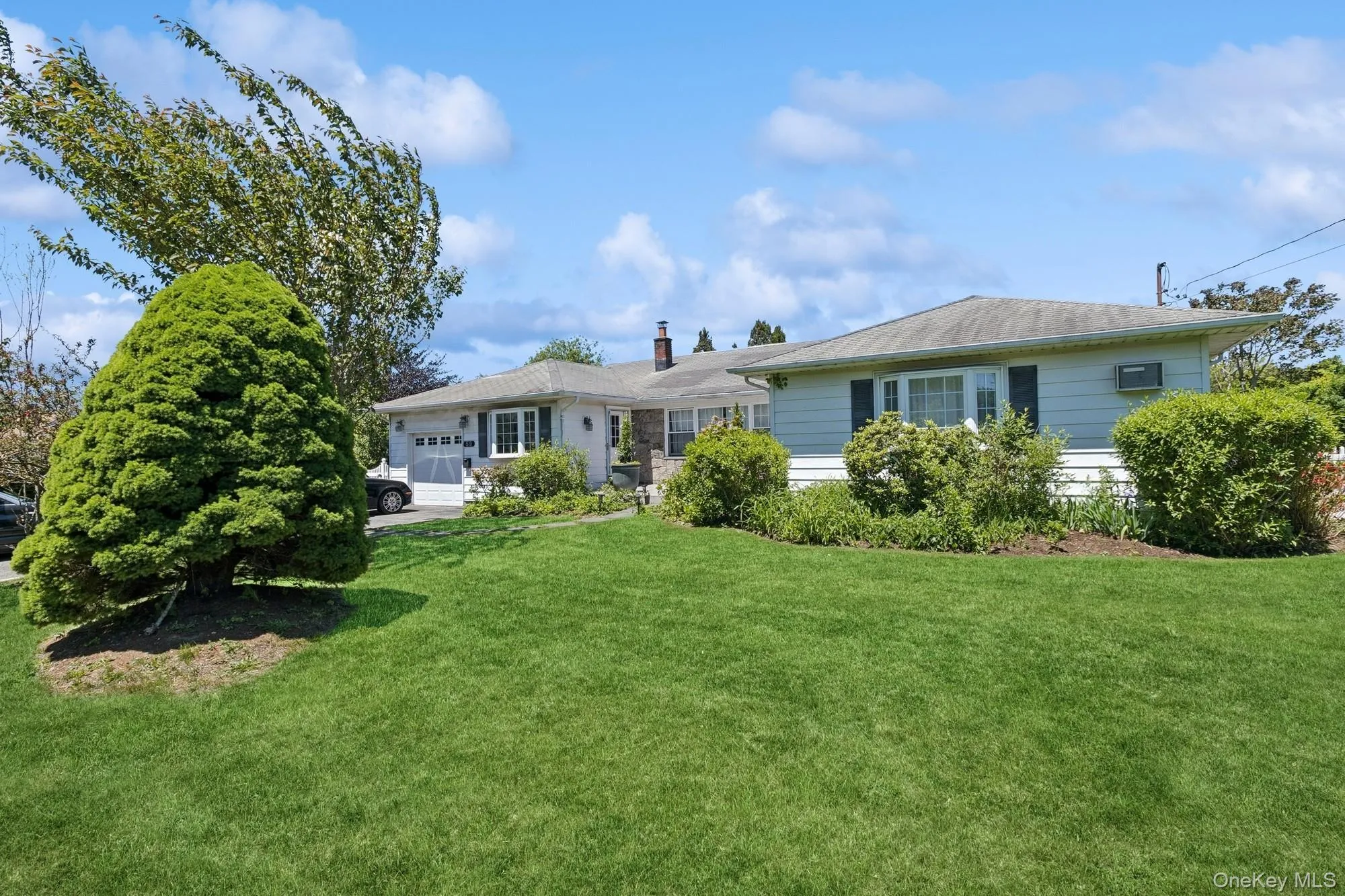 59 Wiltshire Street, Southampton, NY, 3 Bedrooms Bedrooms, 5 Rooms Rooms,2 BathroomsBathrooms,Residential Lease,For Rent,Wiltshire,0,1012774 59 Wiltshire Street, Southampton, NY, 3 Bedrooms Bedrooms, 5 Rooms Rooms,2 BathroomsBathrooms,Residential Lease,For Rent,Wiltshire,0,1012774