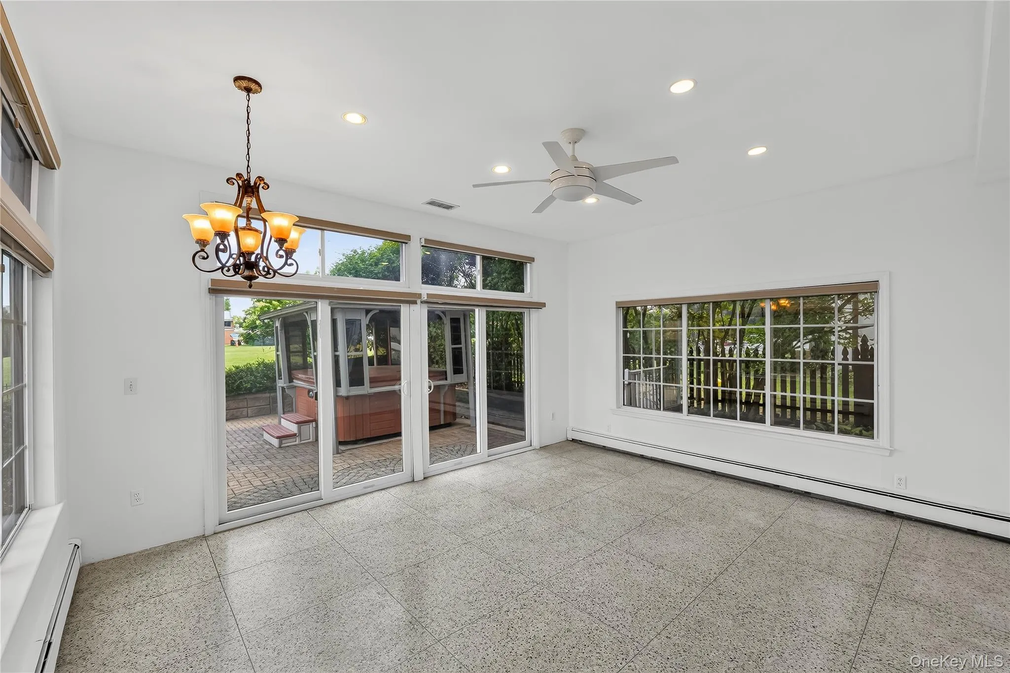 Additional views through expansive windows. Additional views through expansive windows.