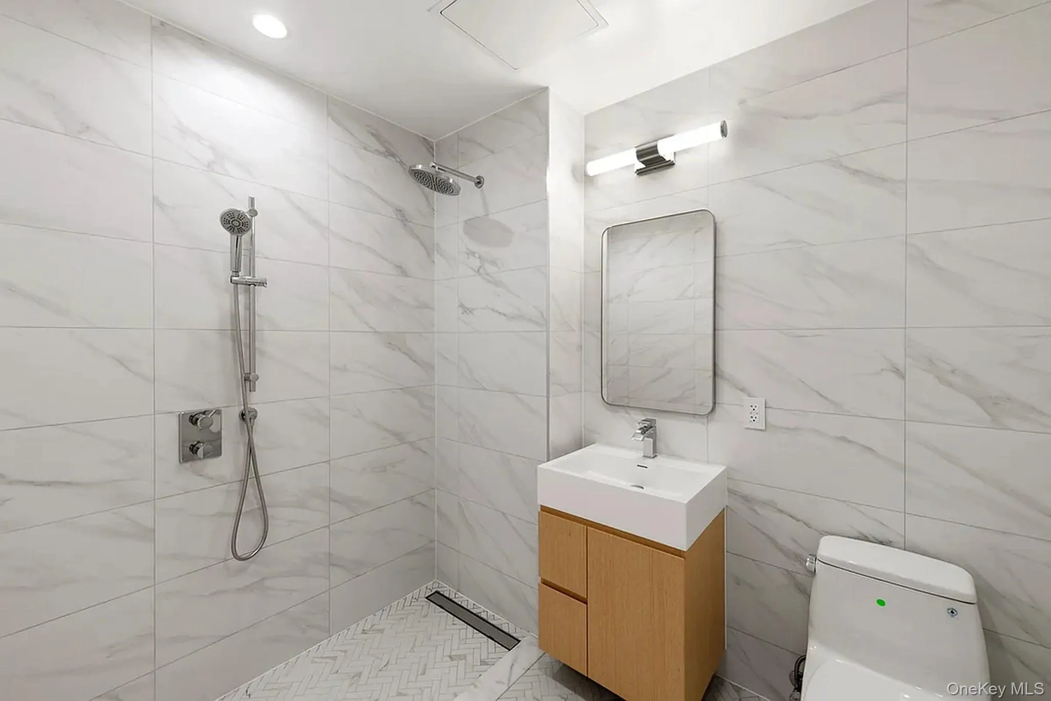 37-26 32nd Street, New York, NY, 1 Room Rooms,1 BathroomBathrooms,Residential,For Rent,32nd,0,1012785 37-26 32nd Street, New York, NY, 1 Room Rooms,1 BathroomBathrooms,Residential,For Rent,32nd,0,1012785