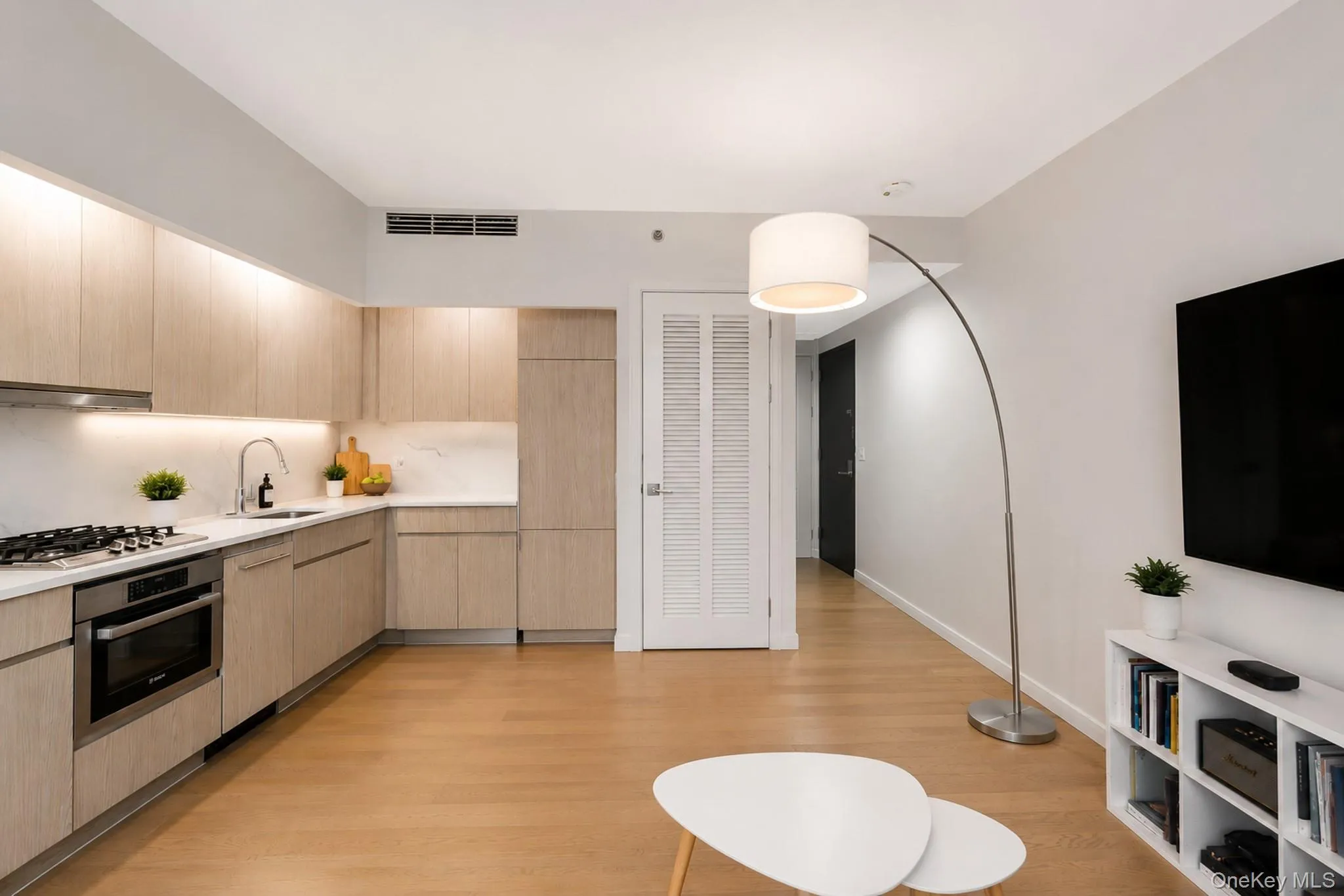 37-26 32nd Street, New York, NY, 1 Room Rooms,1 BathroomBathrooms,Residential,For Rent,32nd,0,1012785 37-26 32nd Street, New York, NY, 1 Room Rooms,1 BathroomBathrooms,Residential,For Rent,32nd,0,1012785