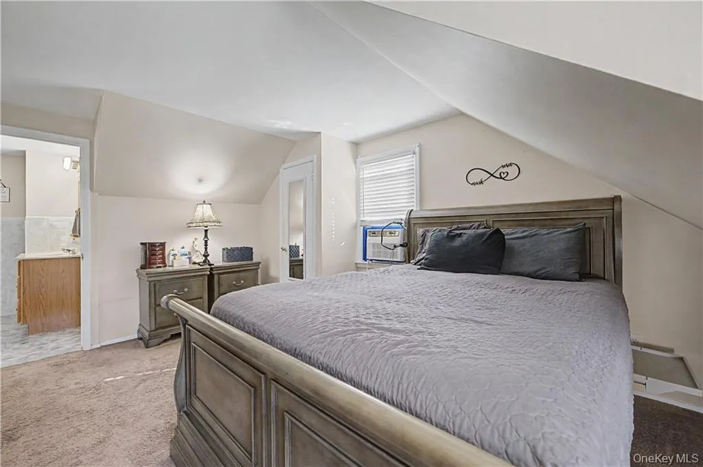 465 Washington Place, North Hempstead, NY, 4 Bedrooms Bedrooms, 8 Rooms Rooms,3 BathroomsBathrooms,Residential,For Rent,Washington,0,1012788 465 Washington Place, North Hempstead, NY, 4 Bedrooms Bedrooms, 8 Rooms Rooms,3 BathroomsBathrooms,Residential,For Rent,Washington,0,1012788