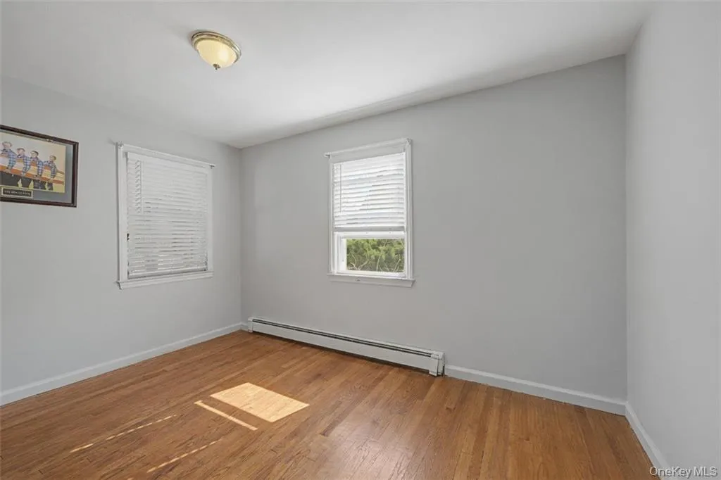 465 Washington Place, North Hempstead, NY, 4 Bedrooms Bedrooms, 8 Rooms Rooms,3 BathroomsBathrooms,Residential,For Rent,Washington,0,1012788 465 Washington Place, North Hempstead, NY, 4 Bedrooms Bedrooms, 8 Rooms Rooms,3 BathroomsBathrooms,Residential,For Rent,Washington,0,1012788