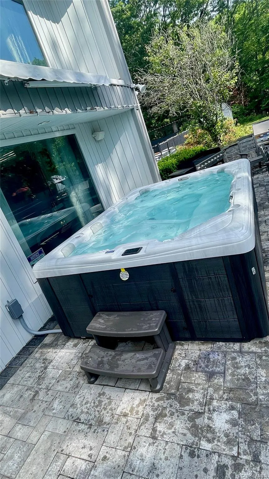 83 Cliff Road, Brookhaven, NY, 5 Bedrooms Bedrooms, 12 Rooms Rooms,4 BathroomsBathrooms,Residential,For Rent,Cliff,0,1012794 83 Cliff Road, Brookhaven, NY, 5 Bedrooms Bedrooms, 12 Rooms Rooms,4 BathroomsBathrooms,Residential,For Rent,Cliff,0,1012794