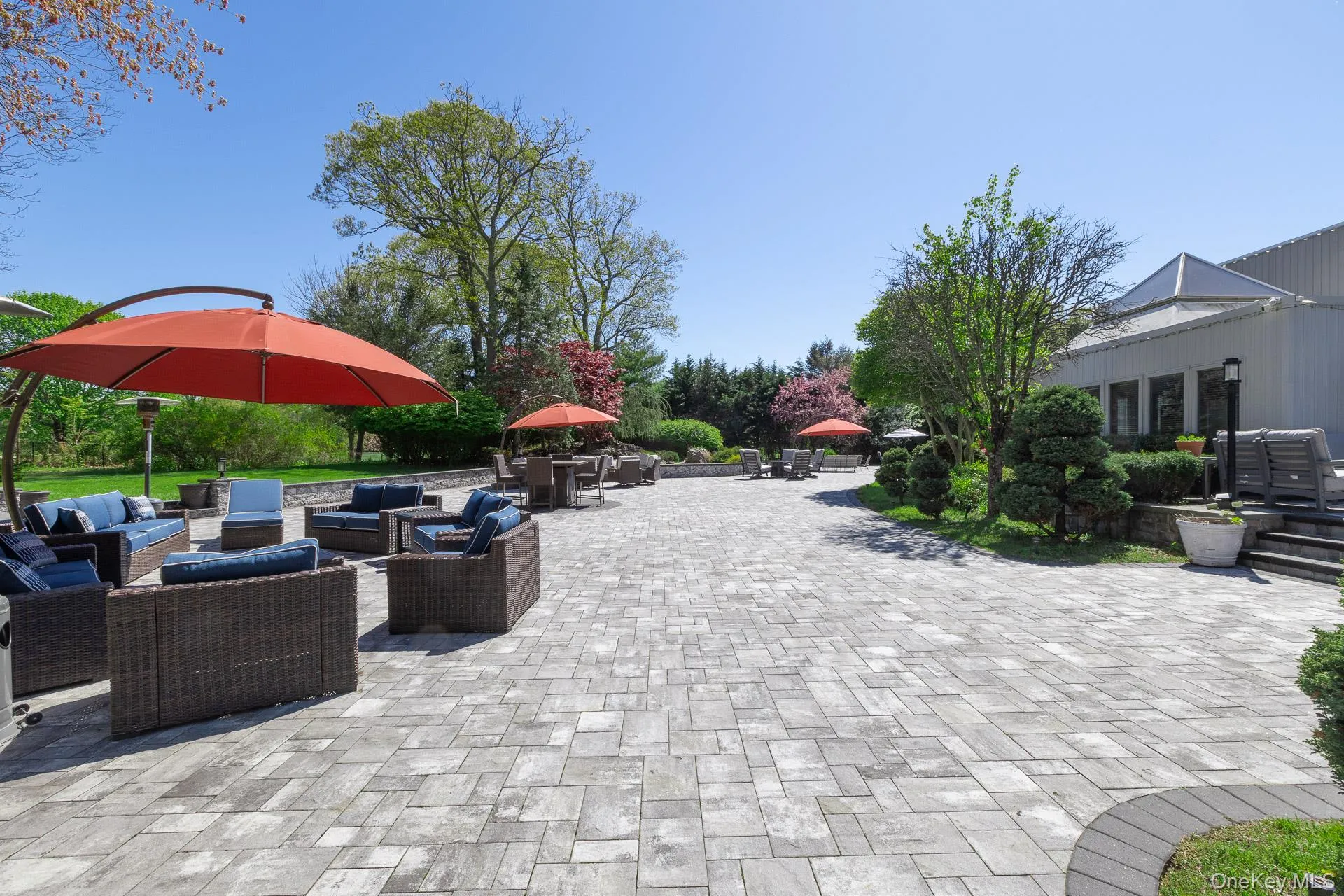 83 Cliff Road, Brookhaven, NY, 5 Bedrooms Bedrooms, 12 Rooms Rooms,4 BathroomsBathrooms,Residential,For Rent,Cliff,0,1012794 83 Cliff Road, Brookhaven, NY, 5 Bedrooms Bedrooms, 12 Rooms Rooms,4 BathroomsBathrooms,Residential,For Rent,Cliff,0,1012794