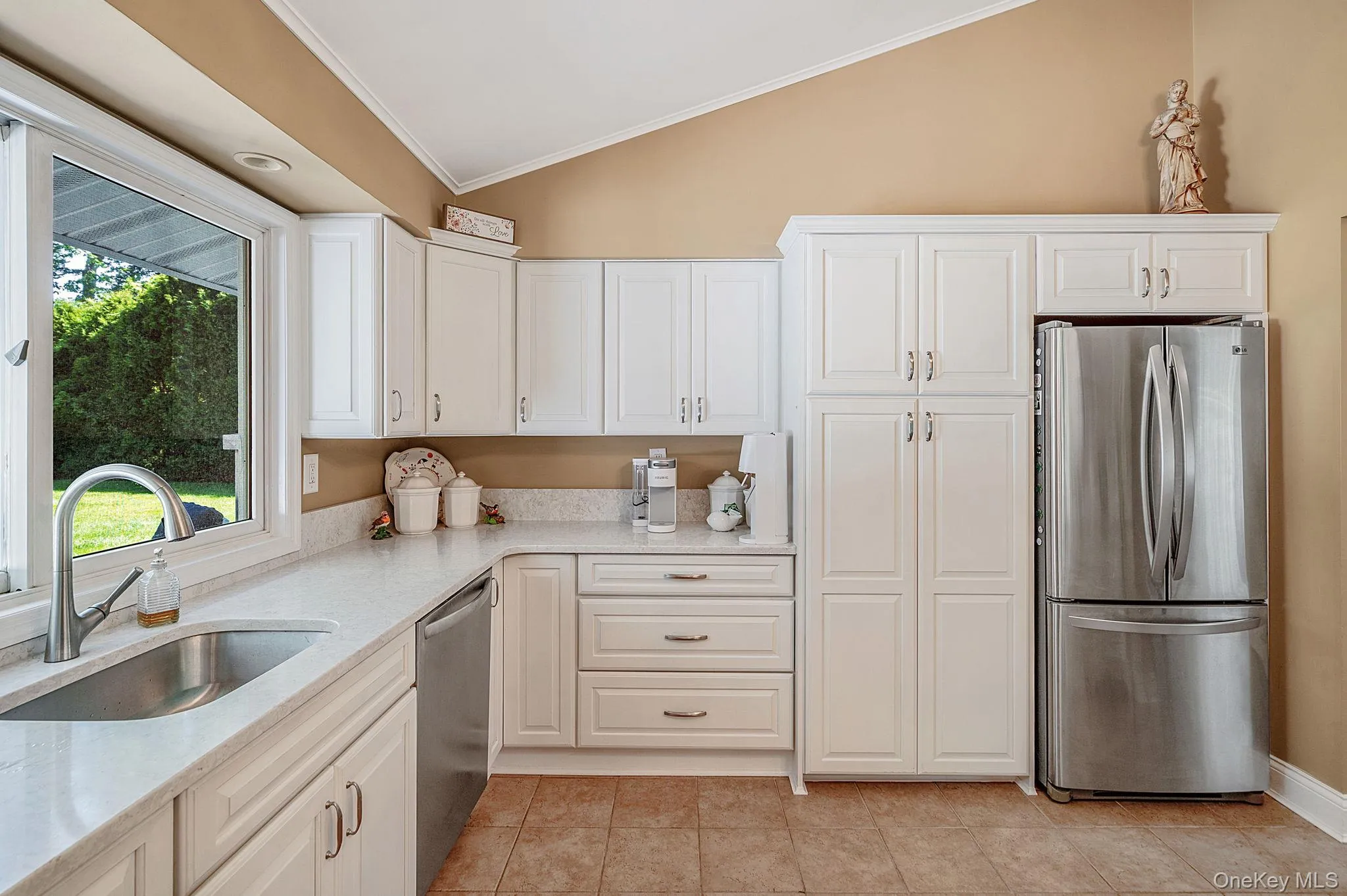 11 Beverly Lane, Brookhaven, NY, 4 Bedrooms Bedrooms, 7 Rooms Rooms,2 BathroomsBathrooms,Residential,For Rent,Beverly,0,1012799 11 Beverly Lane, Brookhaven, NY, 4 Bedrooms Bedrooms, 7 Rooms Rooms,2 BathroomsBathrooms,Residential,For Rent,Beverly,0,1012799