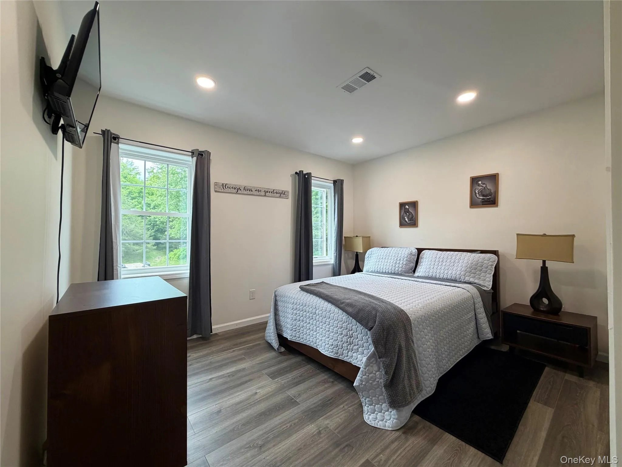 335 State Route 32, New Paltz, NY, 3 Bedrooms Bedrooms, 6 Rooms Rooms,1 BathroomBathrooms,Residential Lease,For Rent,State Route 32,0,1012807 335 State Route 32, New Paltz, NY, 3 Bedrooms Bedrooms, 6 Rooms Rooms,1 BathroomBathrooms,Residential Lease,For Rent,State Route 32,0,1012807