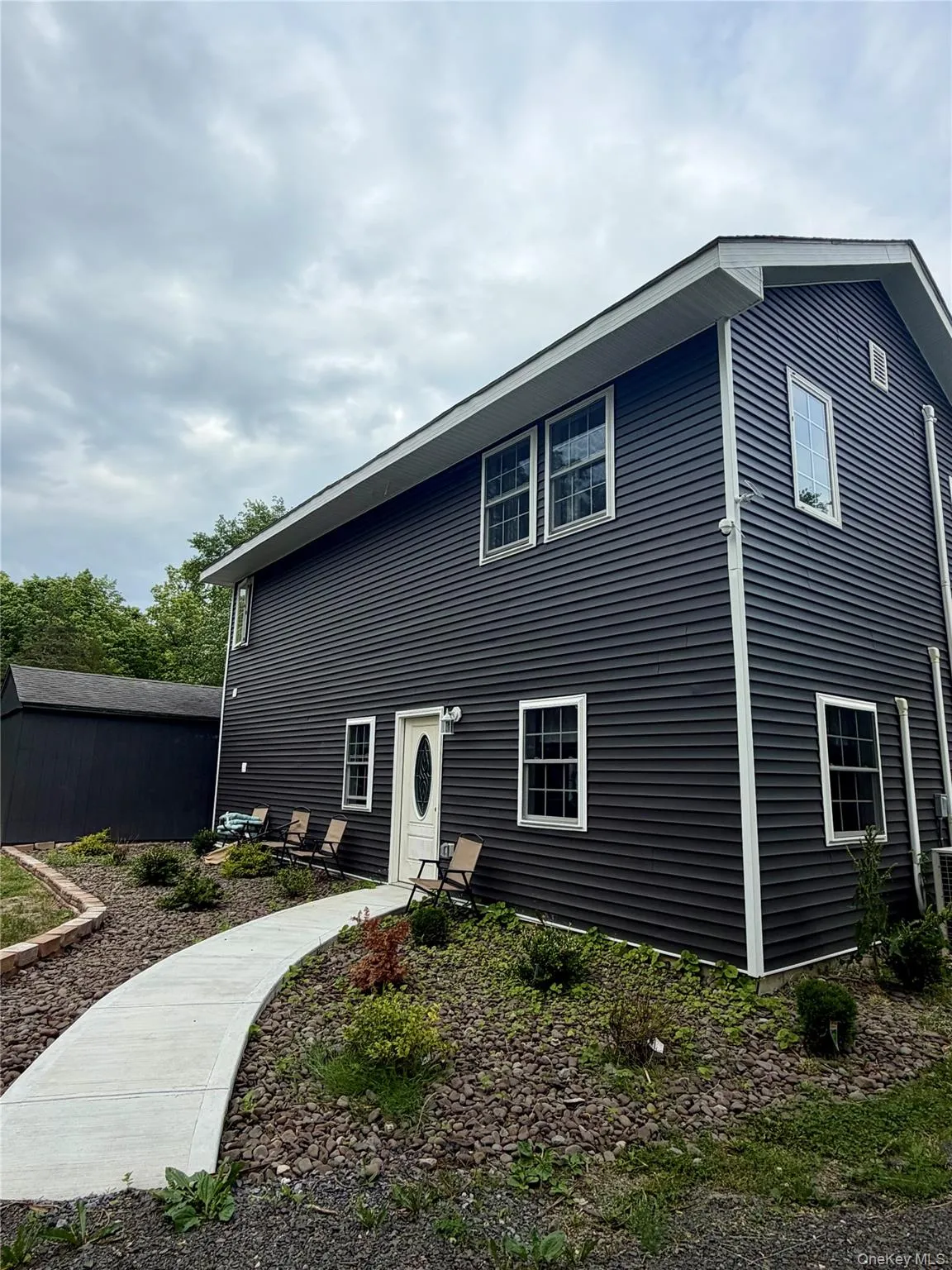 335 State Route 32, New Paltz, NY, 3 Bedrooms Bedrooms, 6 Rooms Rooms,1 BathroomBathrooms,Residential Lease,For Rent,State Route 32,0,1012807 335 State Route 32, New Paltz, NY, 3 Bedrooms Bedrooms, 6 Rooms Rooms,1 BathroomBathrooms,Residential Lease,For Rent,State Route 32,0,1012807
