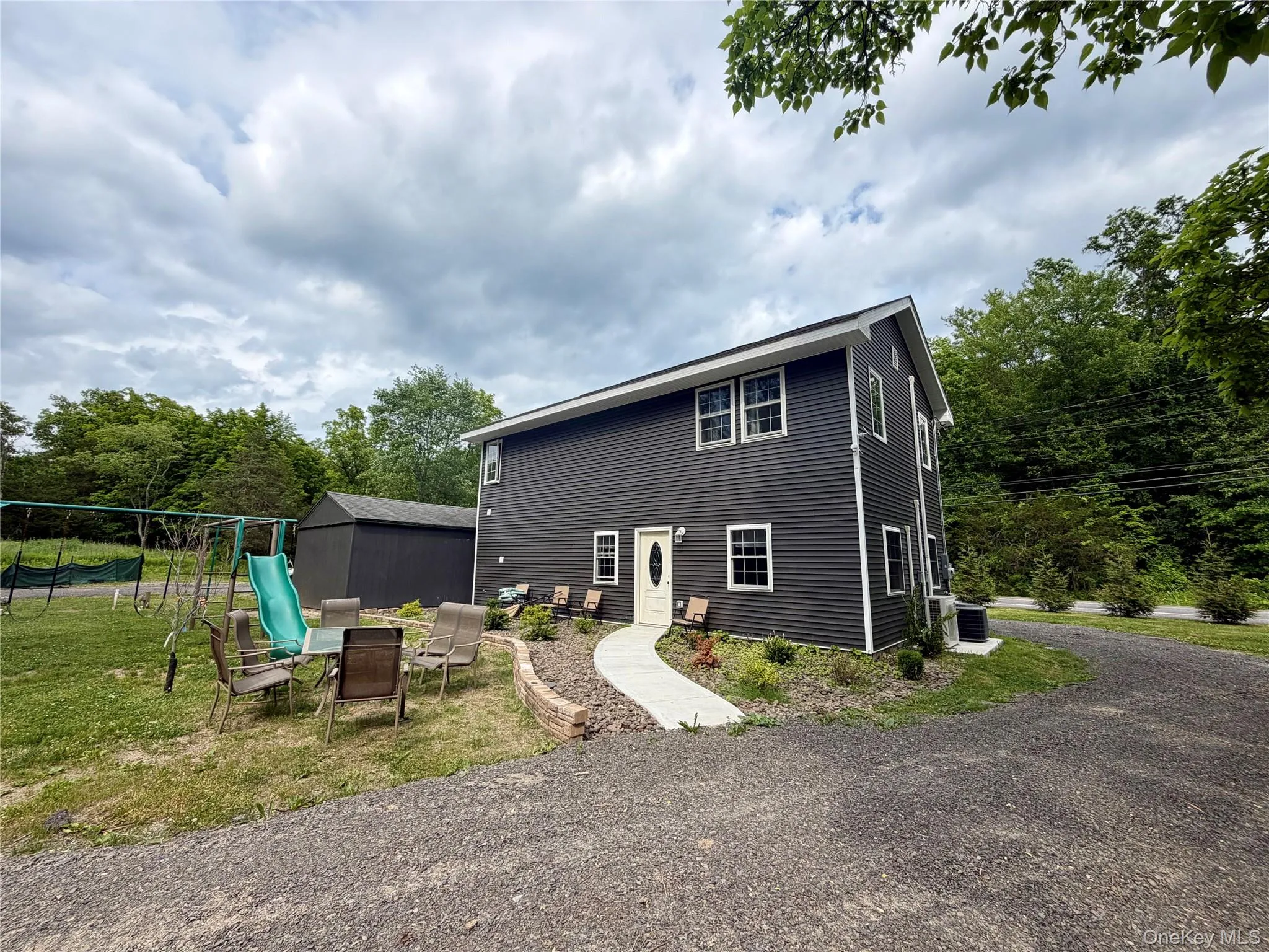 335 State Route 32, New Paltz, NY, 3 Bedrooms Bedrooms, 6 Rooms Rooms,1 BathroomBathrooms,Residential Lease,For Rent,State Route 32,0,1012807 335 State Route 32, New Paltz, NY, 3 Bedrooms Bedrooms, 6 Rooms Rooms,1 BathroomBathrooms,Residential Lease,For Rent,State Route 32,0,1012807