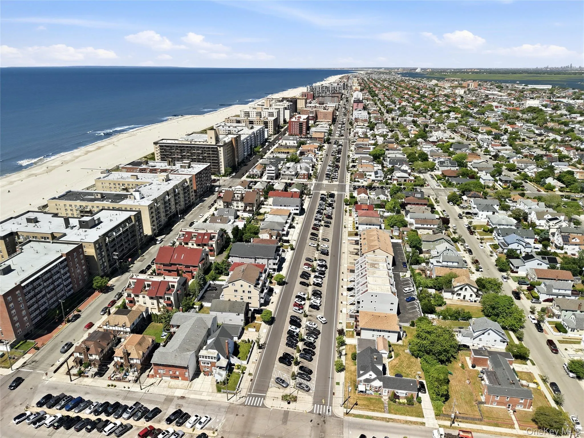 659 Broadway, Long Beach, NY, 3 Bedrooms Bedrooms, 9 Rooms Rooms,2 BathroomsBathrooms,Residential,For Rent,Broadway,0,KEY1012812 659 Broadway, Long Beach, NY, 3 Bedrooms Bedrooms, 9 Rooms Rooms,2 BathroomsBathrooms,Residential,For Rent,Broadway,0,KEY1012812