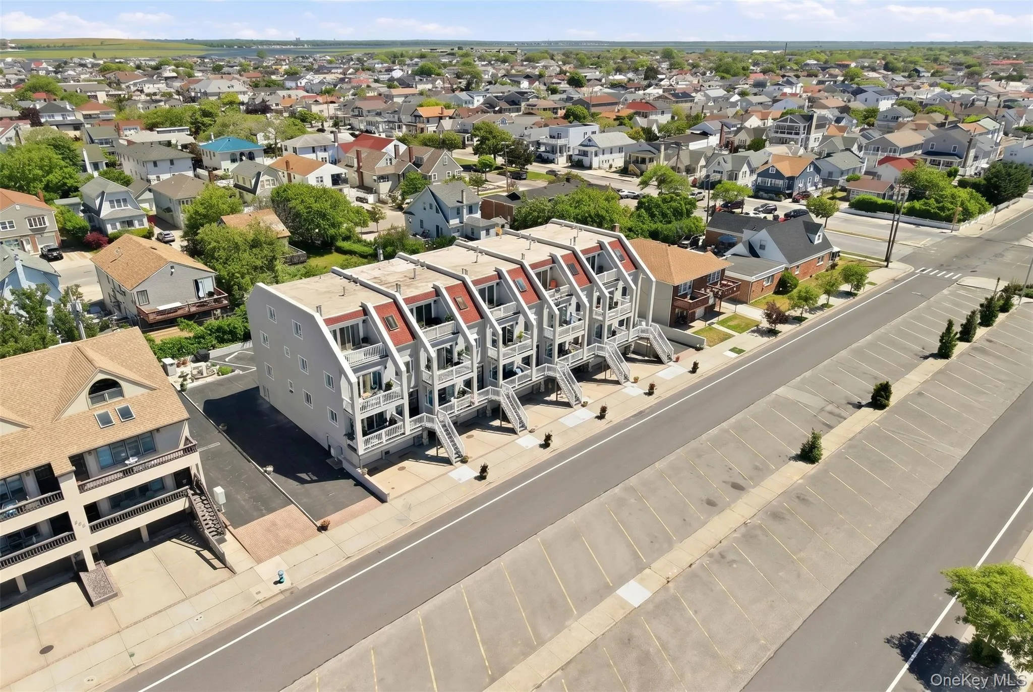 659 Broadway, Long Beach, NY, 3 Bedrooms Bedrooms, 9 Rooms Rooms,2 BathroomsBathrooms,Residential,For Rent,Broadway,0,KEY1012812 659 Broadway, Long Beach, NY, 3 Bedrooms Bedrooms, 9 Rooms Rooms,2 BathroomsBathrooms,Residential,For Rent,Broadway,0,KEY1012812