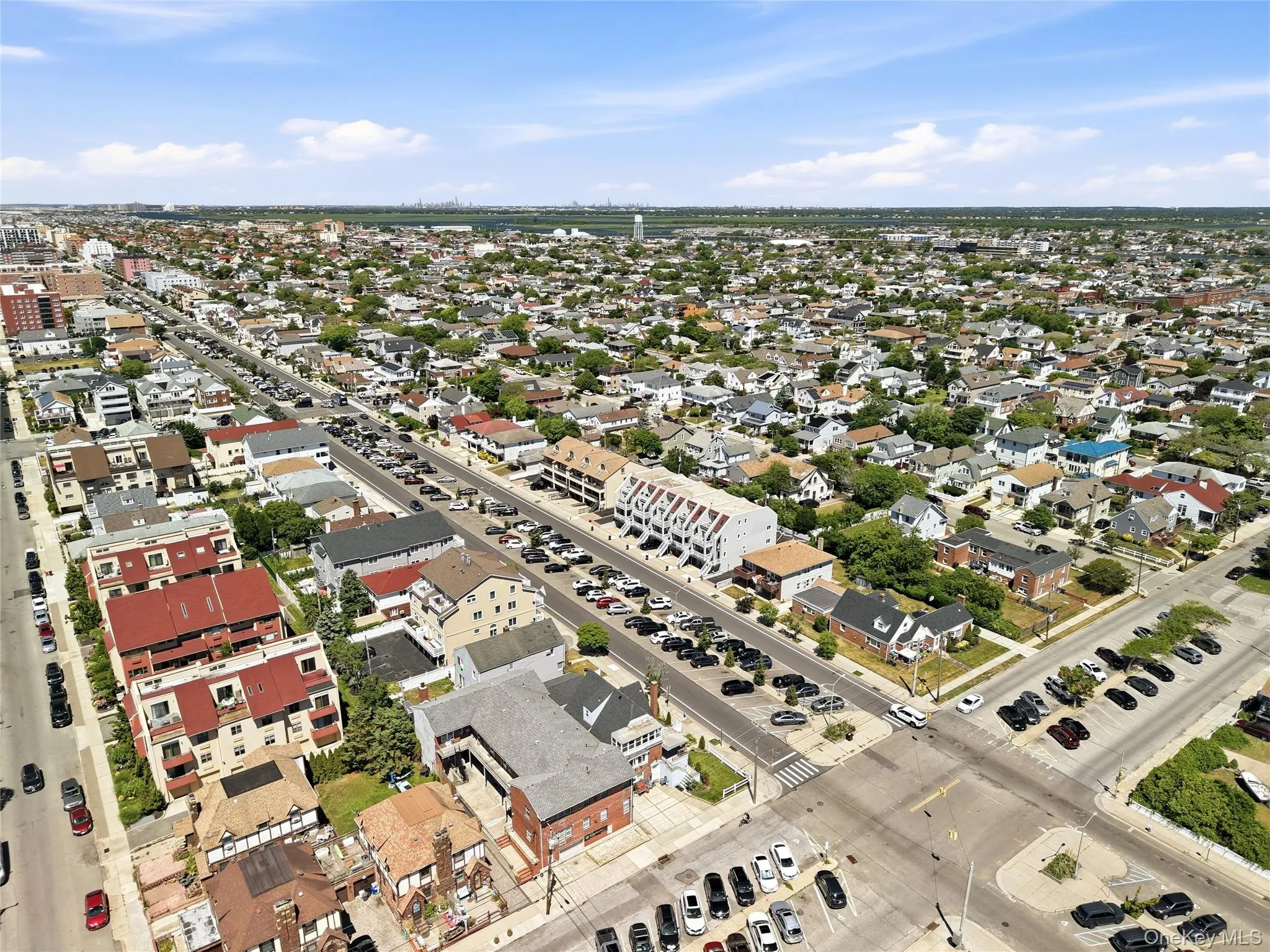 659 Broadway, Long Beach, NY, 3 Bedrooms Bedrooms, 9 Rooms Rooms,2 BathroomsBathrooms,Residential,For Rent,Broadway,0,KEY1012812 659 Broadway, Long Beach, NY, 3 Bedrooms Bedrooms, 9 Rooms Rooms,2 BathroomsBathrooms,Residential,For Rent,Broadway,0,KEY1012812