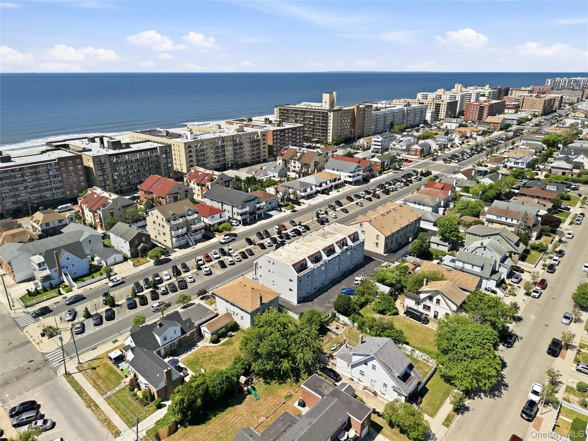 659 Broadway, Long Beach, NY, 3 Bedrooms Bedrooms, 9 Rooms Rooms,2 BathroomsBathrooms,Residential,For Rent,Broadway,0,KEY1012812 659 Broadway, Long Beach, NY, 3 Bedrooms Bedrooms, 9 Rooms Rooms,2 BathroomsBathrooms,Residential,For Rent,Broadway,0,KEY1012812