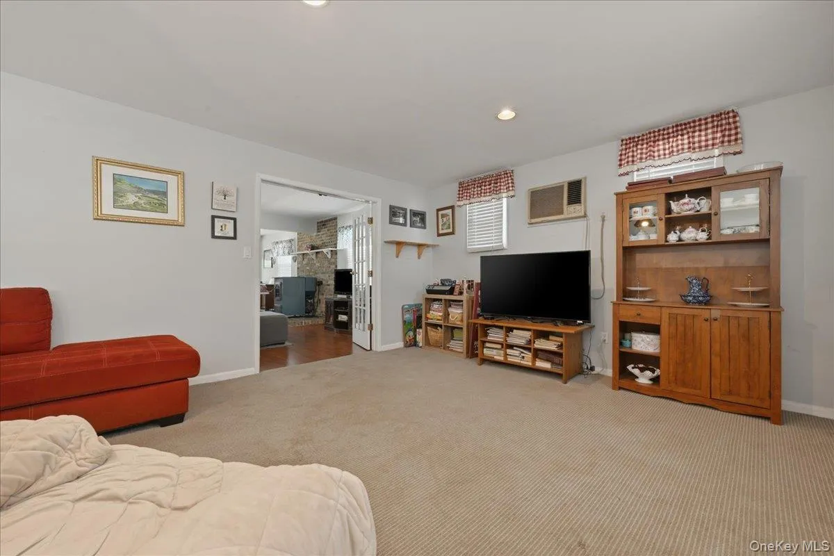 41 Sugar Maple Road, Hempstead, NY, 3 Bedrooms Bedrooms, 8 Rooms Rooms,1 BathroomBathrooms,Residential,For Rent,Sugar Maple,0,1012814 41 Sugar Maple Road, Hempstead, NY, 3 Bedrooms Bedrooms, 8 Rooms Rooms,1 BathroomBathrooms,Residential,For Rent,Sugar Maple,0,1012814