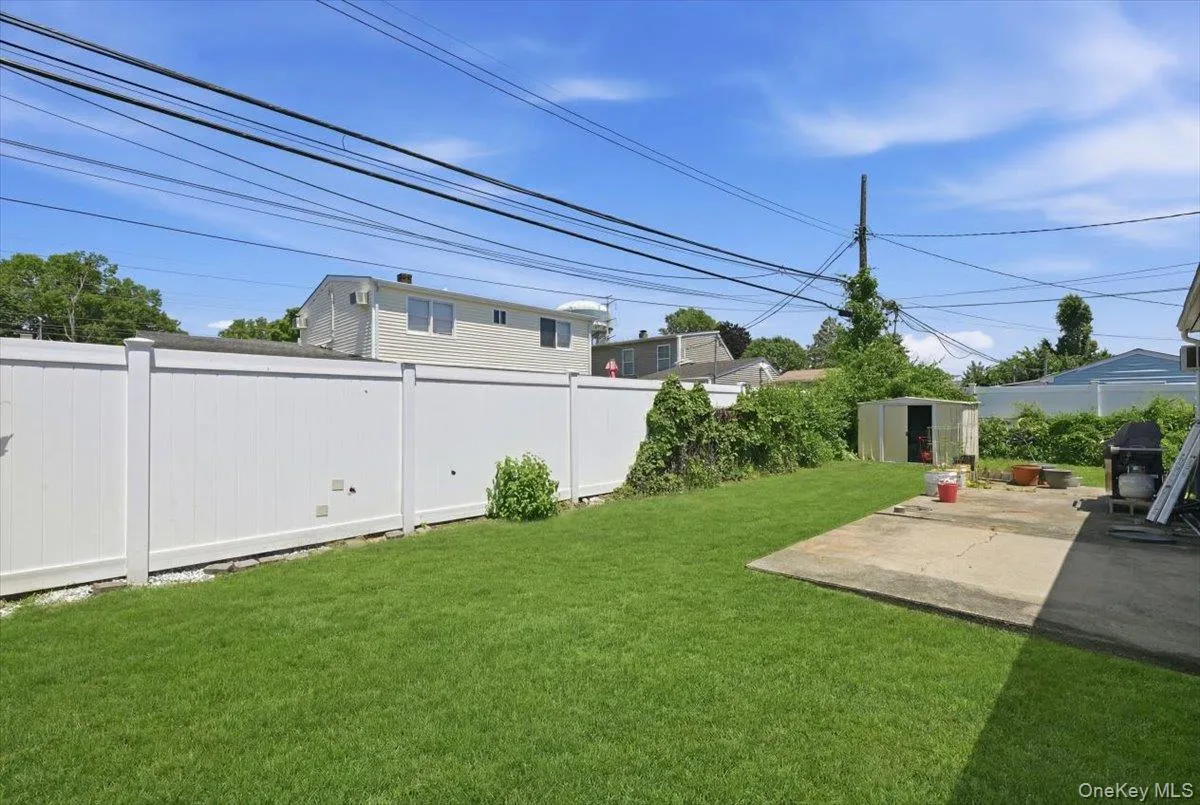 41 Sugar Maple Road, Hempstead, NY, 3 Bedrooms Bedrooms, 8 Rooms Rooms,1 BathroomBathrooms,Residential,For Rent,Sugar Maple,0,1012814 41 Sugar Maple Road, Hempstead, NY, 3 Bedrooms Bedrooms, 8 Rooms Rooms,1 BathroomBathrooms,Residential,For Rent,Sugar Maple,0,1012814