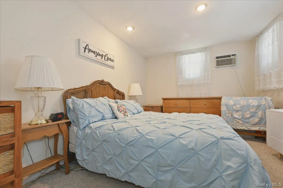 41 Sugar Maple Road, Hempstead, NY, 3 Bedrooms Bedrooms, 8 Rooms Rooms,1 BathroomBathrooms,Residential,For Rent,Sugar Maple,0,1012814 41 Sugar Maple Road, Hempstead, NY, 3 Bedrooms Bedrooms, 8 Rooms Rooms,1 BathroomBathrooms,Residential,For Rent,Sugar Maple,0,1012814