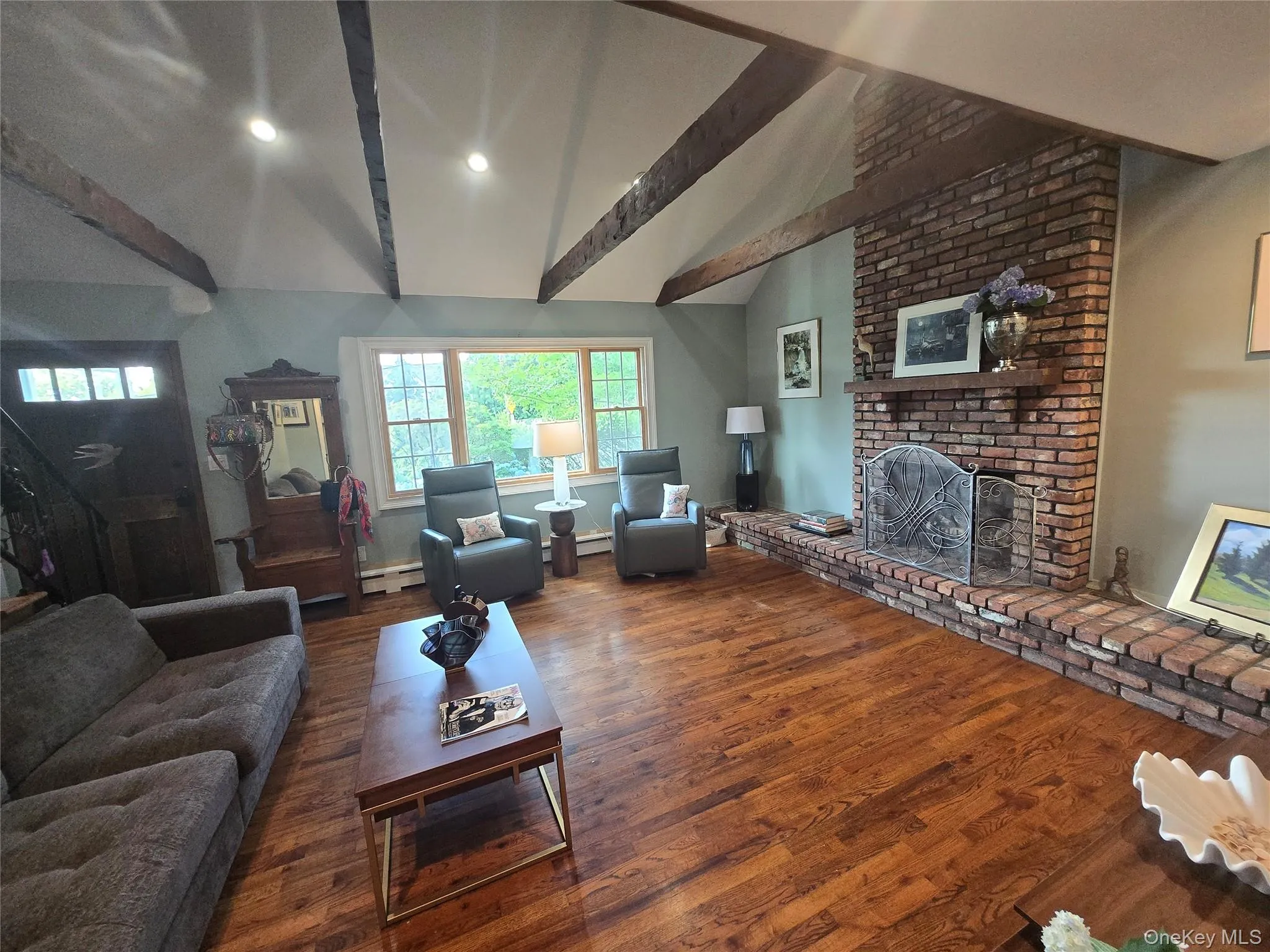 4 Beach Avenue, Huntington, NY, 3 Bedrooms Bedrooms, 7 Rooms Rooms,3 BathroomsBathrooms,Residential,For Rent,Beach,0,1012817 4 Beach Avenue, Huntington, NY, 3 Bedrooms Bedrooms, 7 Rooms Rooms,3 BathroomsBathrooms,Residential,For Rent,Beach,0,1012817