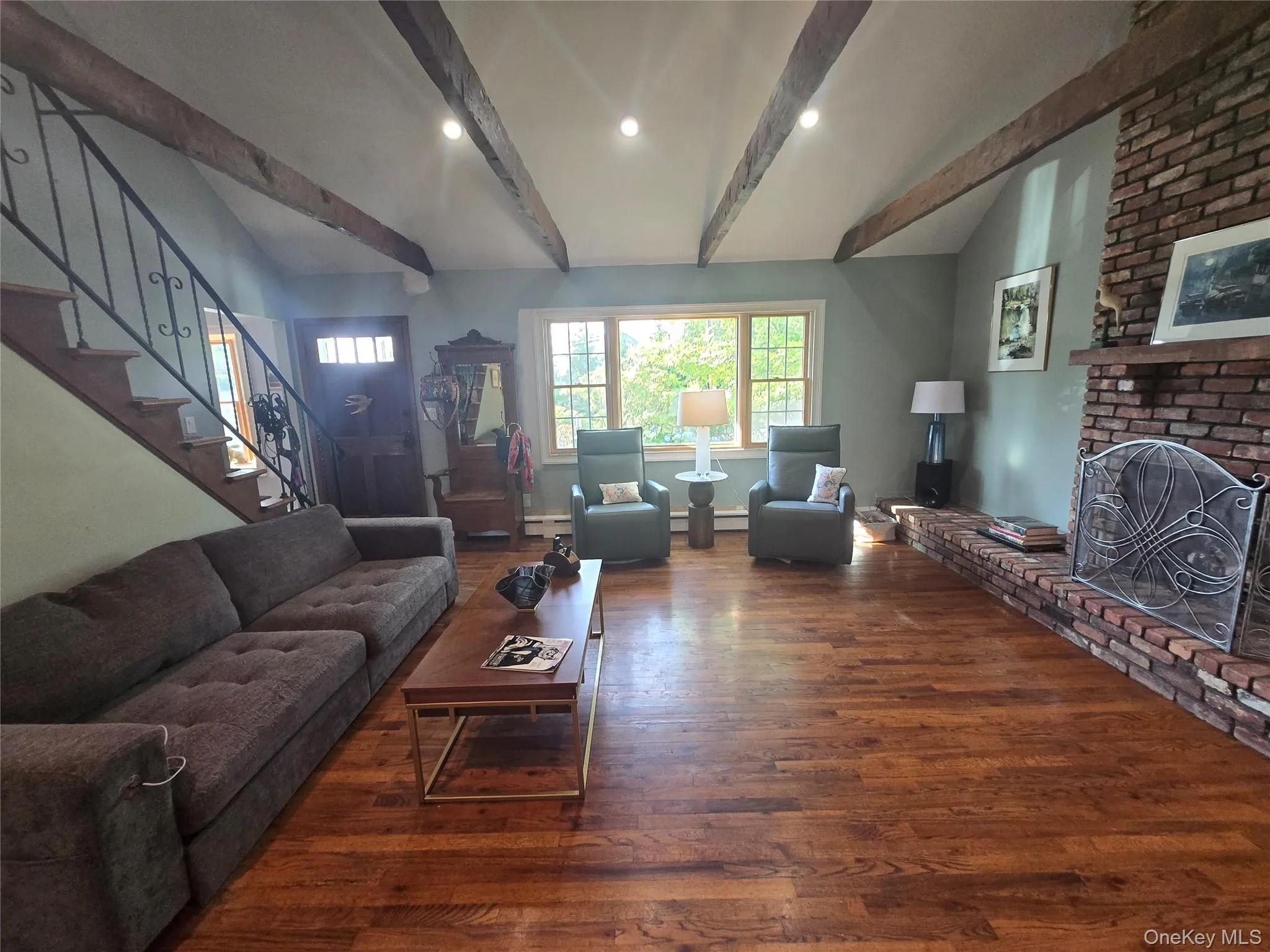 4 Beach Avenue, Huntington, NY, 3 Bedrooms Bedrooms, 7 Rooms Rooms,3 BathroomsBathrooms,Residential,For Rent,Beach,0,1012817 4 Beach Avenue, Huntington, NY, 3 Bedrooms Bedrooms, 7 Rooms Rooms,3 BathroomsBathrooms,Residential,For Rent,Beach,0,1012817