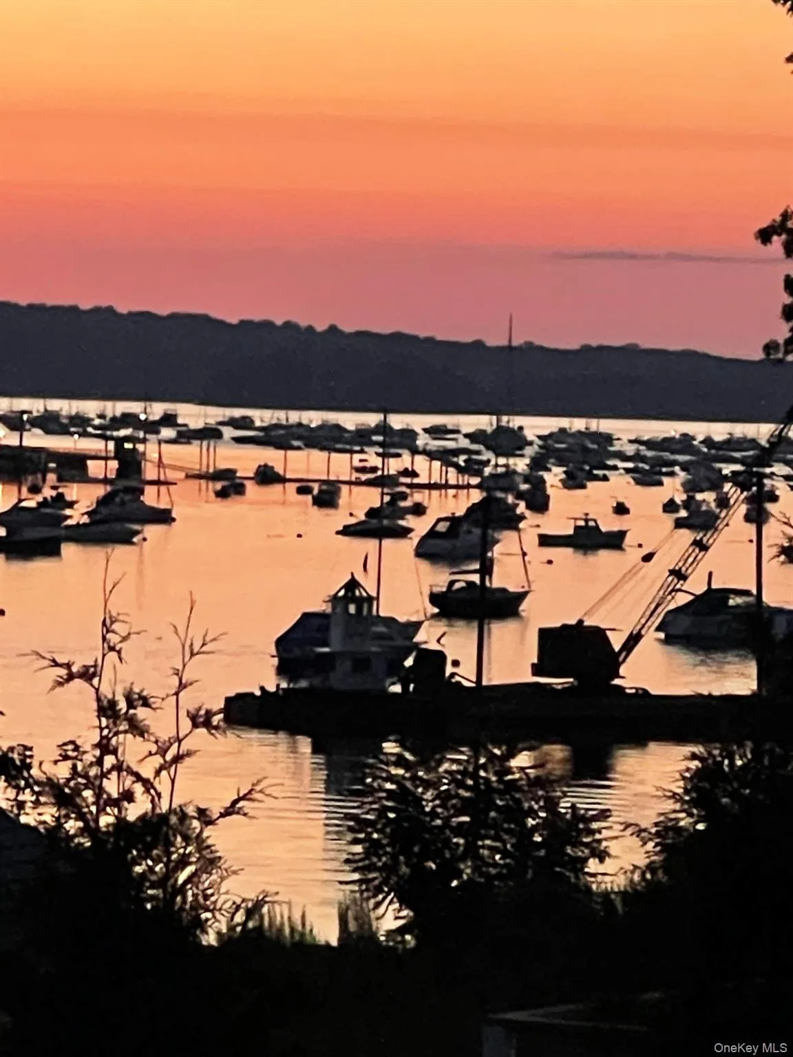 4 Beach Avenue, Huntington, NY, 3 Bedrooms Bedrooms, 7 Rooms Rooms,3 BathroomsBathrooms,Residential,For Rent,Beach,0,1012817 4 Beach Avenue, Huntington, NY, 3 Bedrooms Bedrooms, 7 Rooms Rooms,3 BathroomsBathrooms,Residential,For Rent,Beach,0,1012817