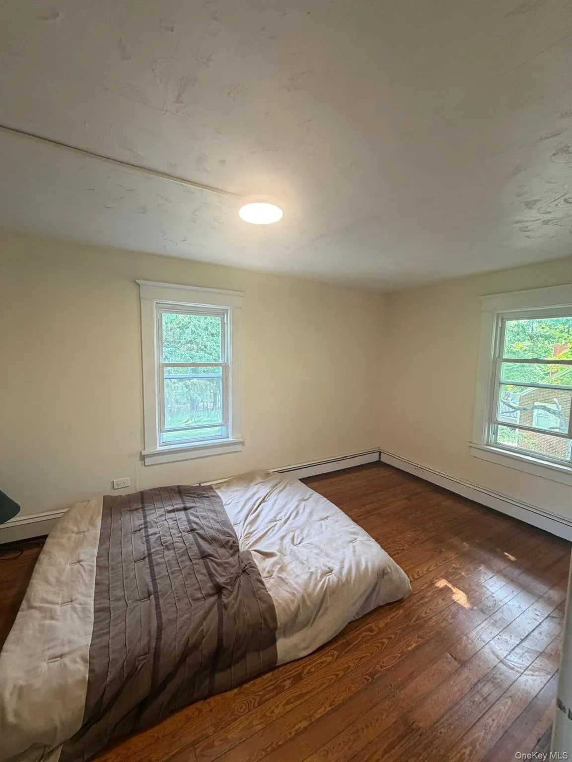 35 Starr Avenue, Thompson, NY, 3 Bedrooms Bedrooms, 7 Rooms Rooms,1 BathroomBathrooms,Residential,For Rent,Starr Avenue,0,1012822 35 Starr Avenue, Thompson, NY, 3 Bedrooms Bedrooms, 7 Rooms Rooms,1 BathroomBathrooms,Residential,For Rent,Starr Avenue,0,1012822