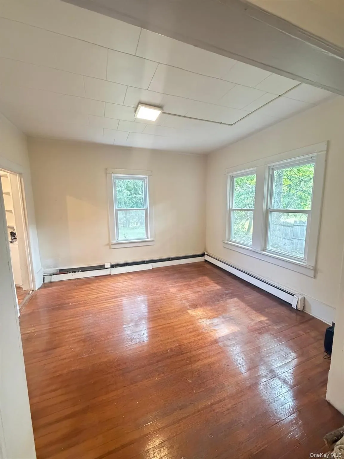 35 Starr Avenue, Thompson, NY, 3 Bedrooms Bedrooms, 7 Rooms Rooms,1 BathroomBathrooms,Residential,For Rent,Starr Avenue,0,1012822 35 Starr Avenue, Thompson, NY, 3 Bedrooms Bedrooms, 7 Rooms Rooms,1 BathroomBathrooms,Residential,For Rent,Starr Avenue,0,1012822