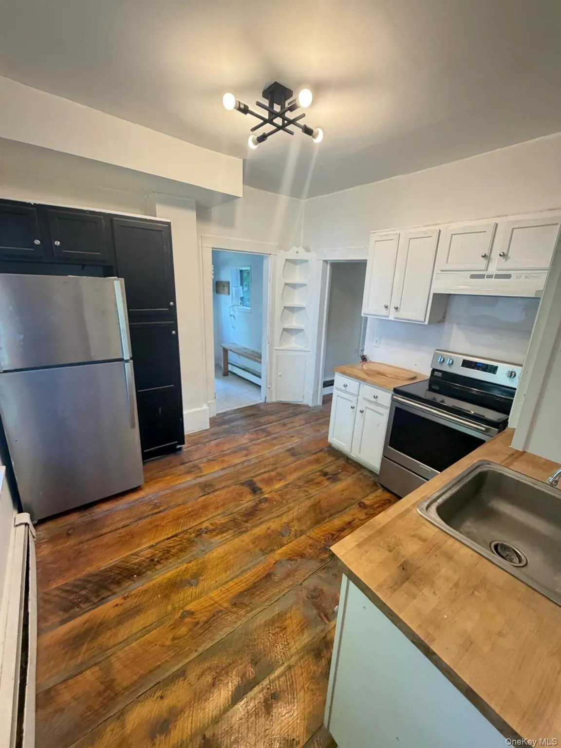 35 Starr Avenue, Thompson, NY, 3 Bedrooms Bedrooms, 7 Rooms Rooms,1 BathroomBathrooms,Residential,For Rent,Starr Avenue,0,1012822 35 Starr Avenue, Thompson, NY, 3 Bedrooms Bedrooms, 7 Rooms Rooms,1 BathroomBathrooms,Residential,For Rent,Starr Avenue,0,1012822
