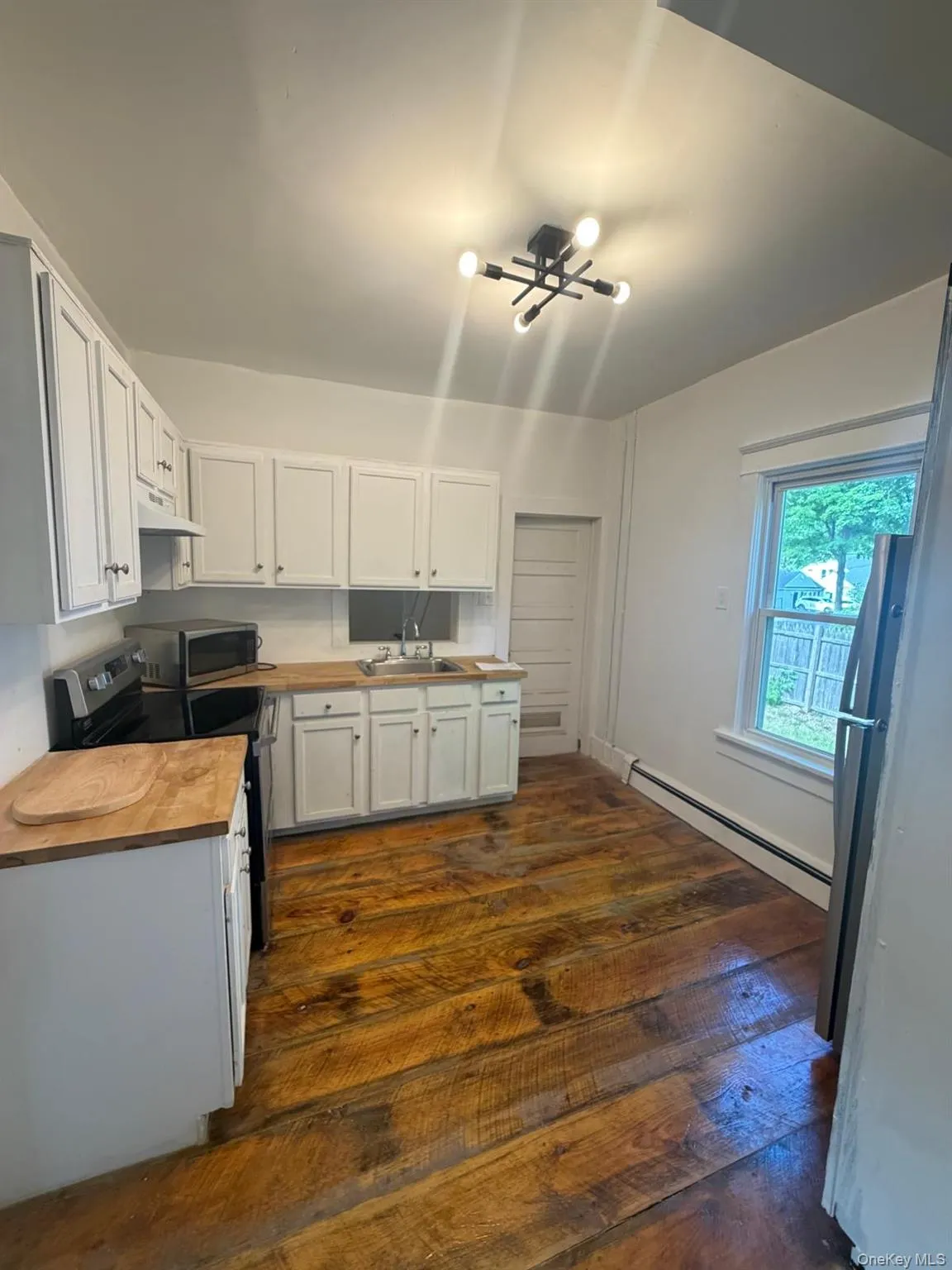 35 Starr Avenue, Thompson, NY, 3 Bedrooms Bedrooms, 7 Rooms Rooms,1 BathroomBathrooms,Residential,For Rent,Starr Avenue,0,1012822 35 Starr Avenue, Thompson, NY, 3 Bedrooms Bedrooms, 7 Rooms Rooms,1 BathroomBathrooms,Residential,For Rent,Starr Avenue,0,1012822