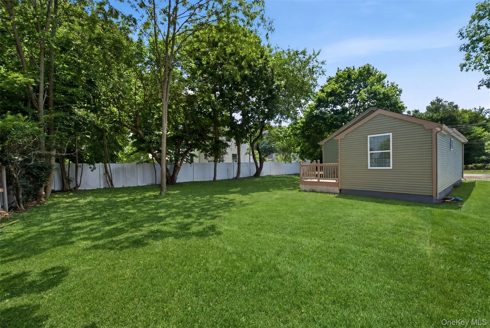19 Lacrosse Road, Brookhaven, NY, 2 Bedrooms Bedrooms, 4 Rooms Rooms,1 BathroomBathrooms,Residential,For Rent,Lacrosse,0,1012825 19 Lacrosse Road, Brookhaven, NY, 2 Bedrooms Bedrooms, 4 Rooms Rooms,1 BathroomBathrooms,Residential,For Rent,Lacrosse,0,1012825