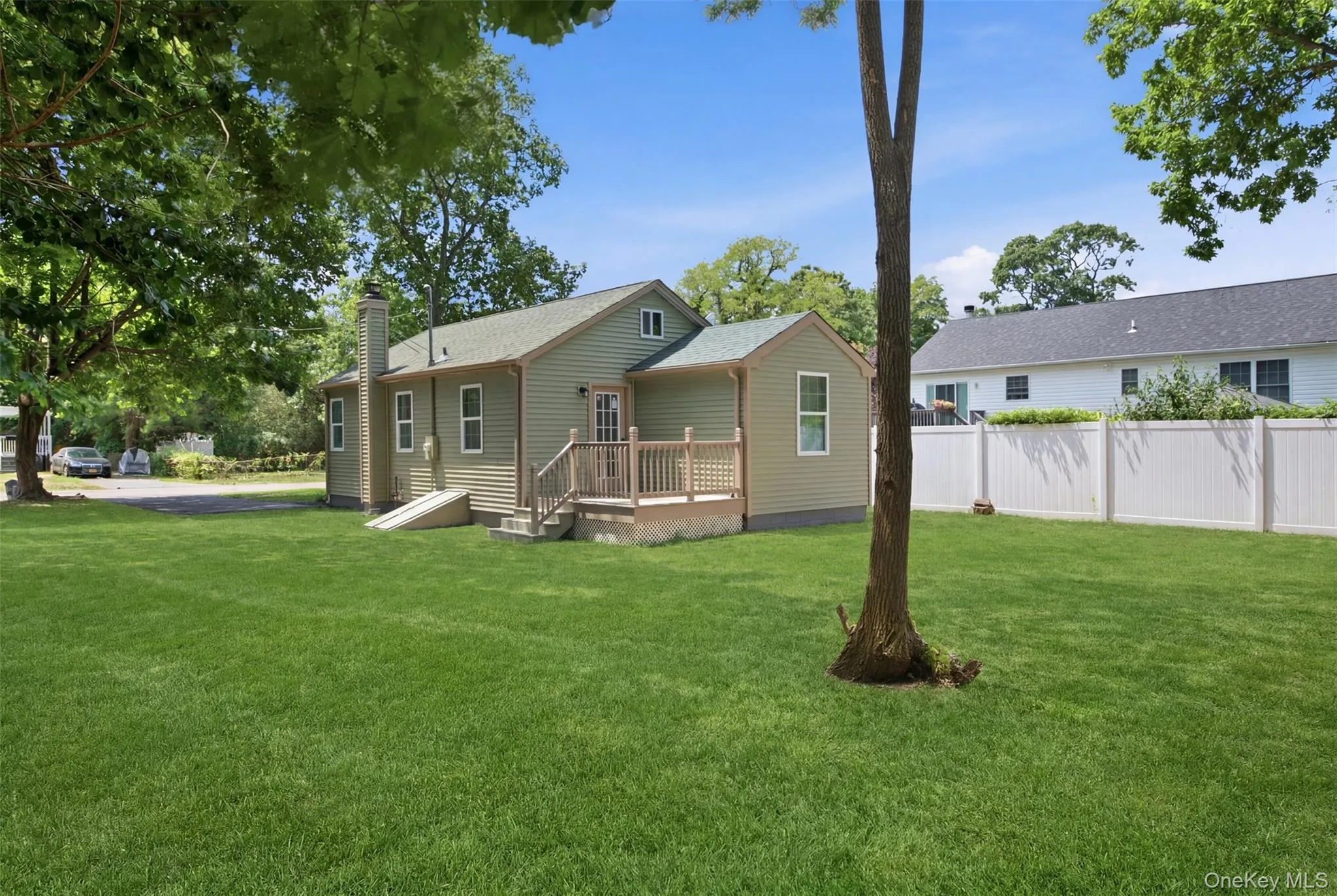 19 Lacrosse Road, Brookhaven, NY, 2 Bedrooms Bedrooms, 4 Rooms Rooms,1 BathroomBathrooms,Residential,For Rent,Lacrosse,0,1012825 19 Lacrosse Road, Brookhaven, NY, 2 Bedrooms Bedrooms, 4 Rooms Rooms,1 BathroomBathrooms,Residential,For Rent,Lacrosse,0,1012825